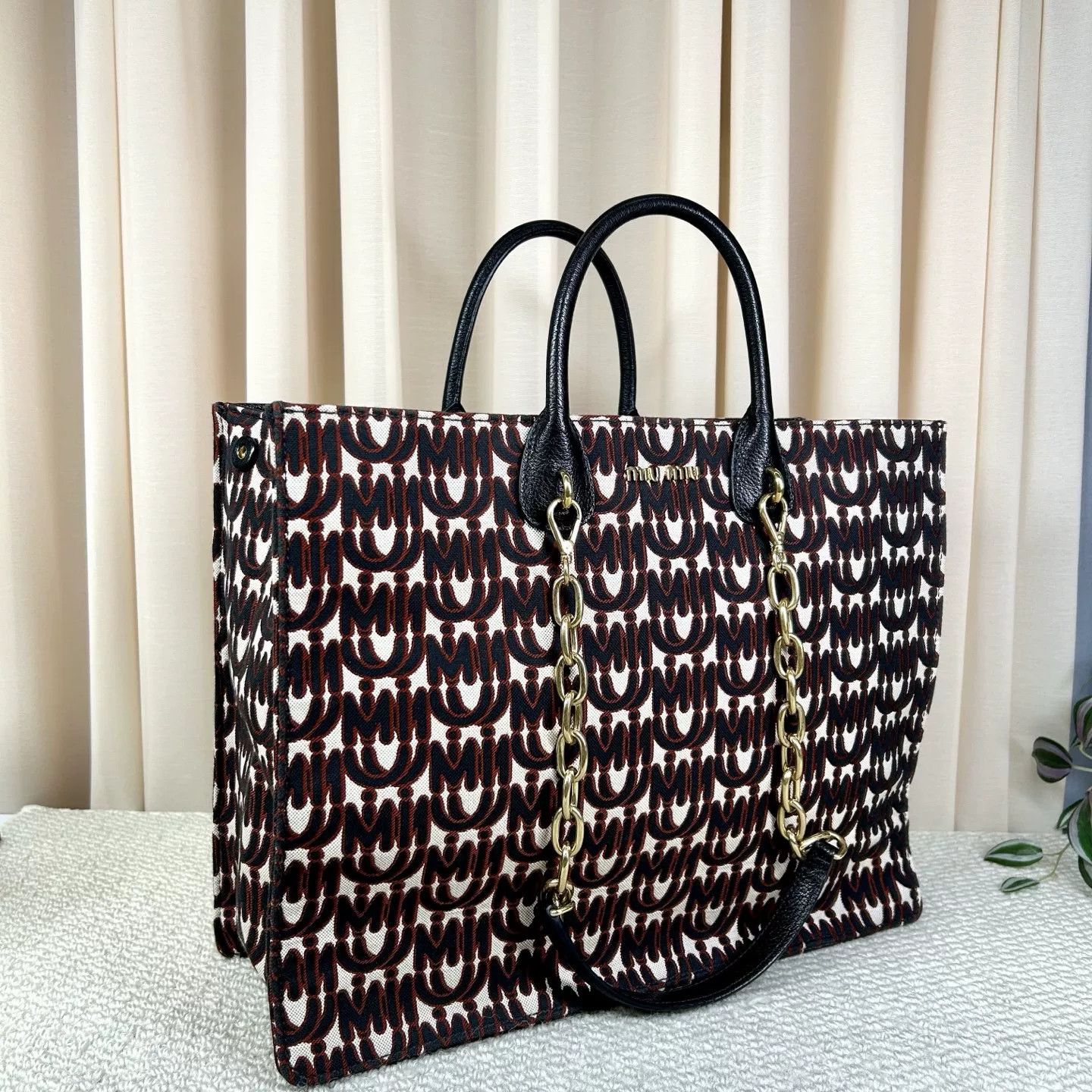 Miu Miu Pre-loved Bag Very good condition Size ONE SIZE - 3 Thumbnail
