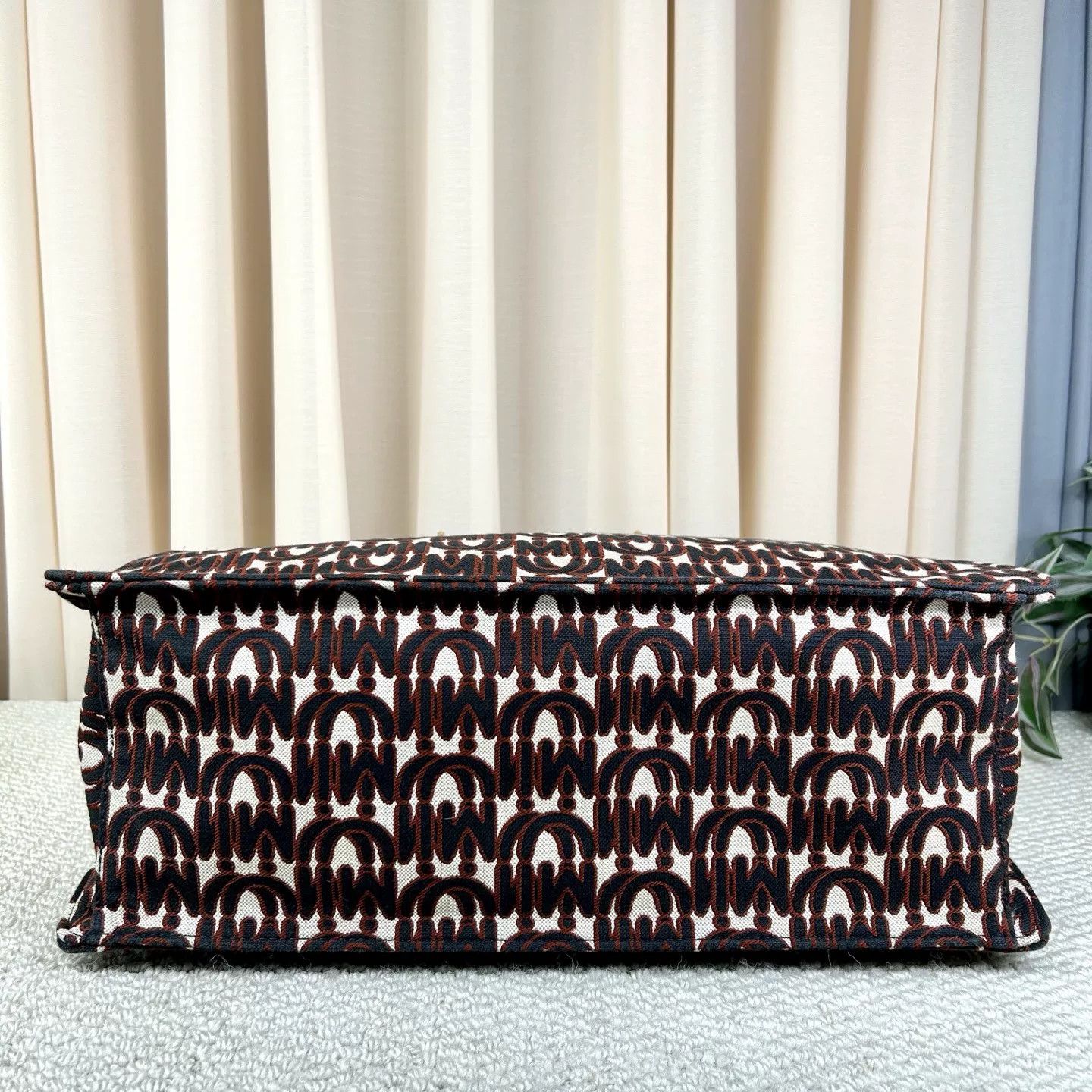 Miu Miu Pre-loved Bag Very good condition Size ONE SIZE - 5 Thumbnail