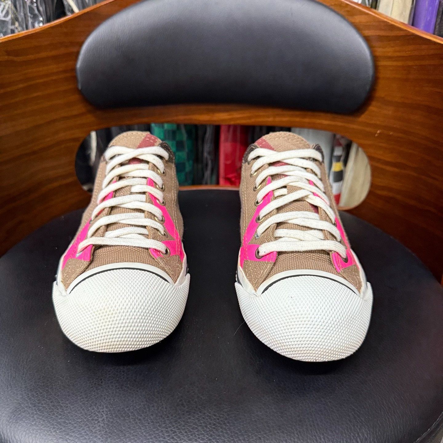 Burberry Burberry Canvas Pink Lowtop Sneakers 6.5 Men Size US 6.5 / EU 39-40 - 2 Thumbnail