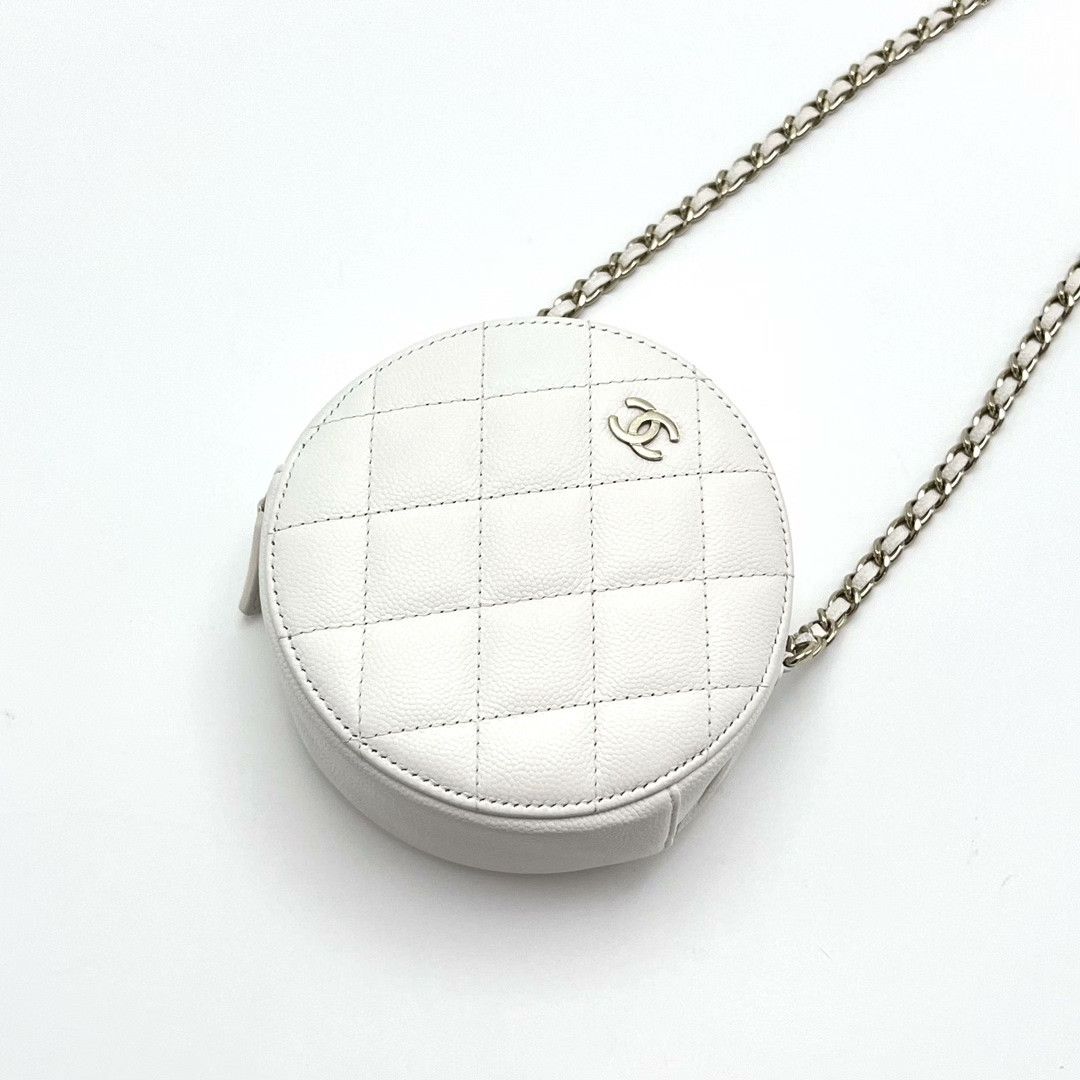 Chanel Pre-loved Bag Very good condition Size ONE SIZE - 4 Thumbnail