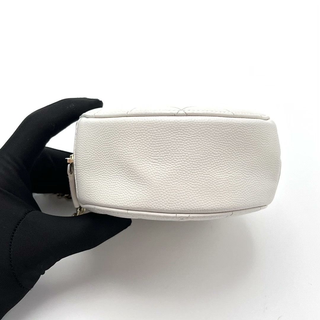 Chanel Pre-loved Bag Very good condition Size ONE SIZE - 5 Thumbnail