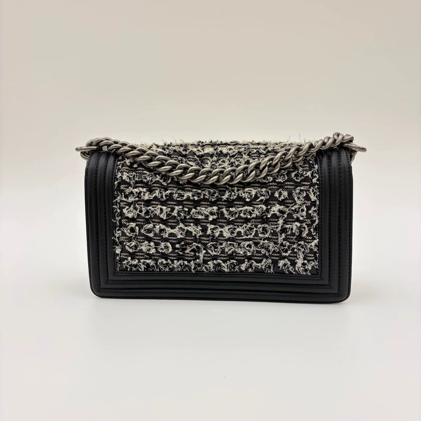 Chanel Pre-loved Bag Very good condition Size ONE SIZE - 5 Thumbnail