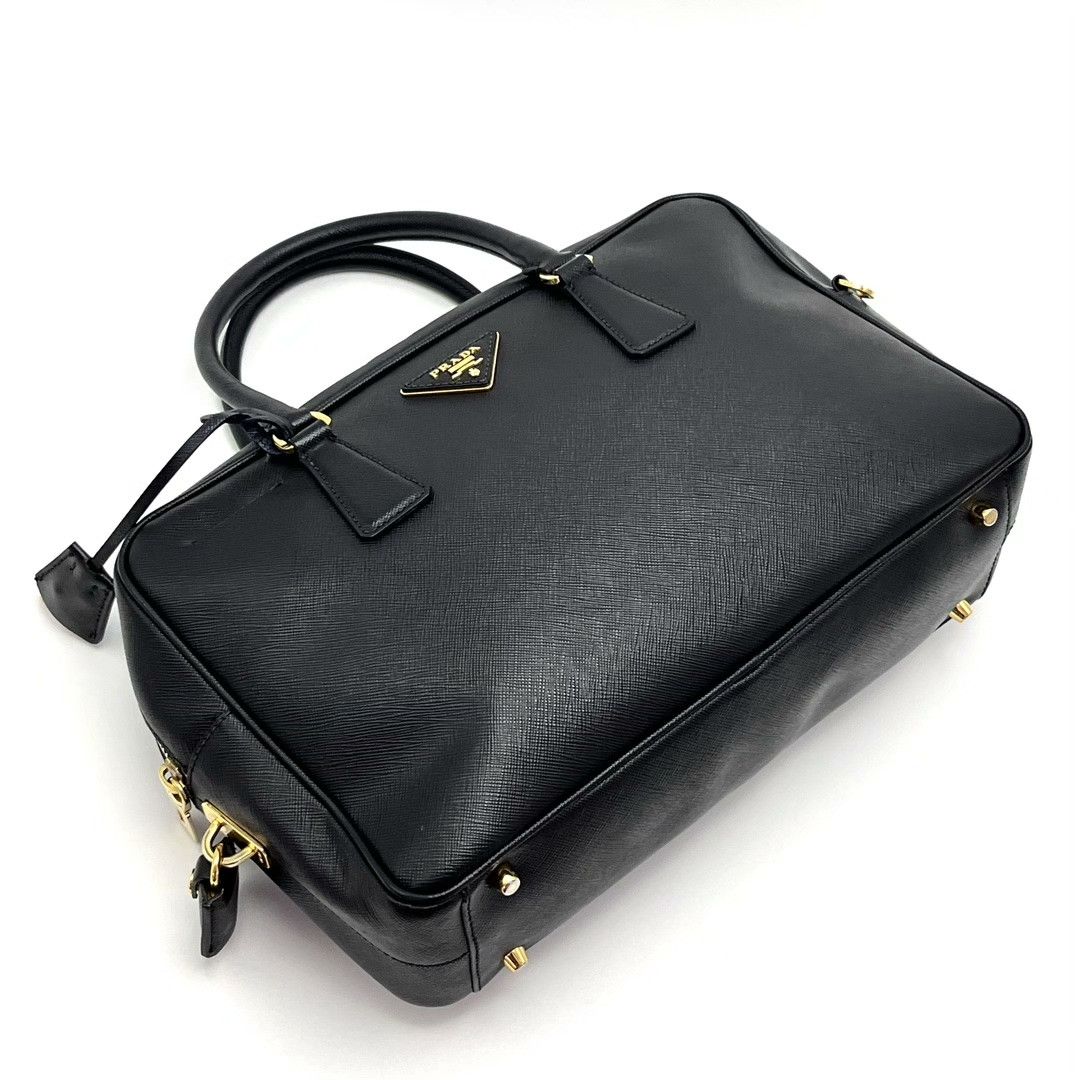 Prada Pre-loved Bag Very good condition Size ONE SIZE - 3 Thumbnail