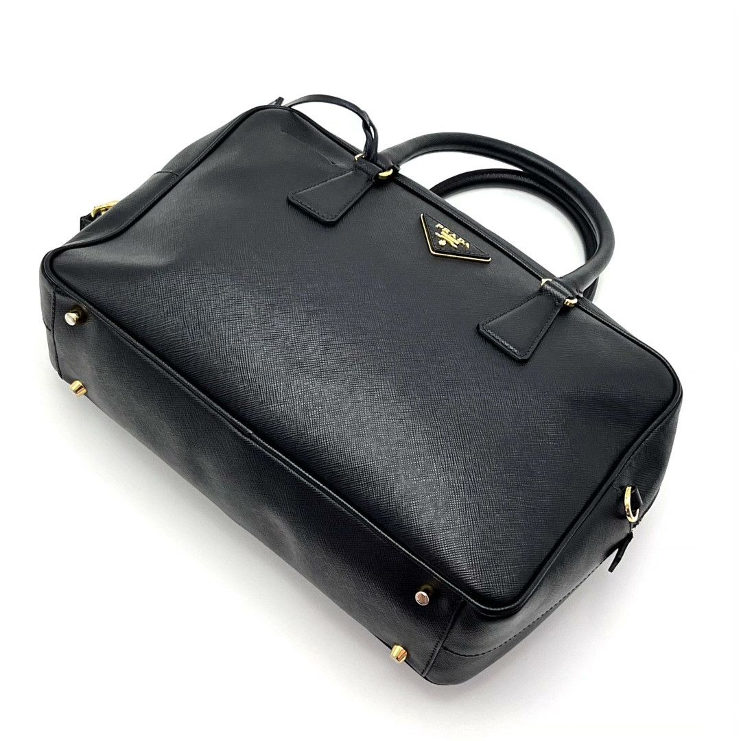 Prada Pre-loved Bag Very good condition Size ONE SIZE - 4 Thumbnail