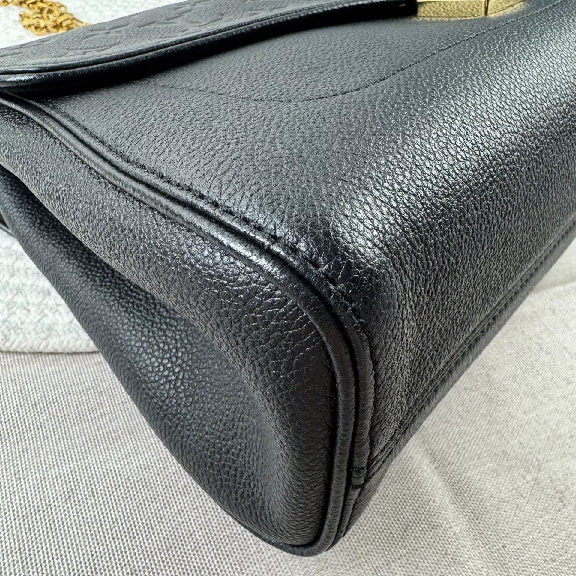 Louis Vuitton Pre-loved Bag Very good condition Size ONE SIZE - 6 Thumbnail