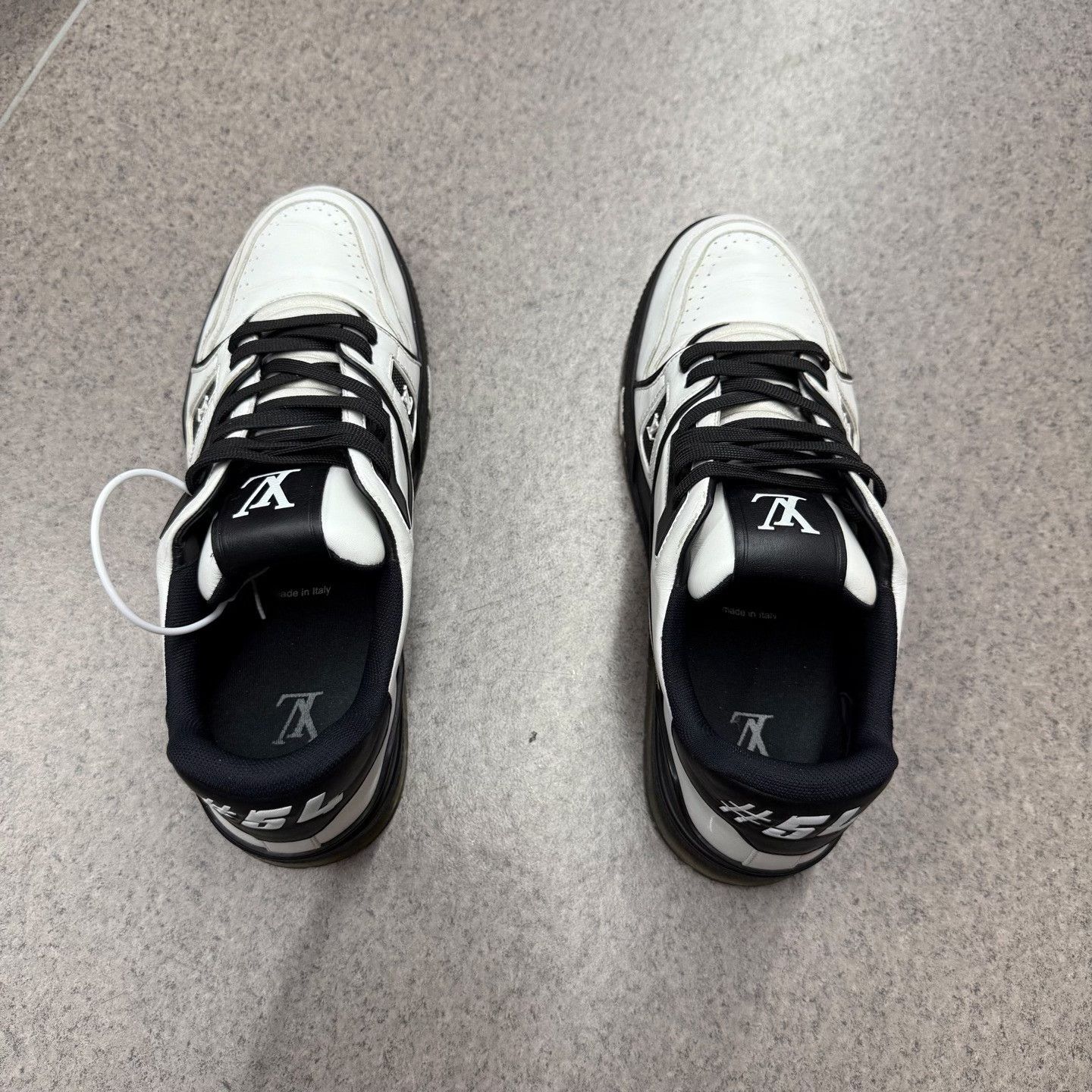 Louis Vuitton Louis Vuitton Training Black Lowtop Sneakers 42 Men Size US 9 / EU 42 - 8 Thumbnail