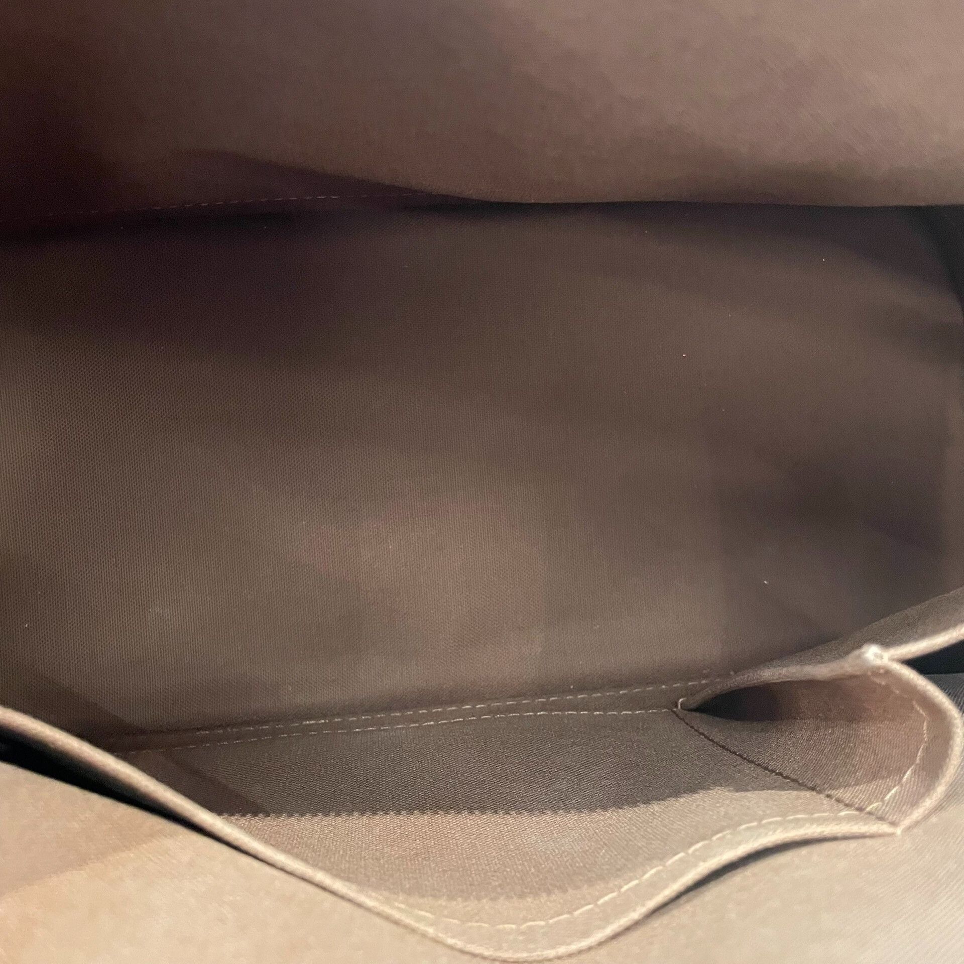 Louis Vuitton Pre-loved Bag Very good condition Size ONE SIZE - 7 Thumbnail