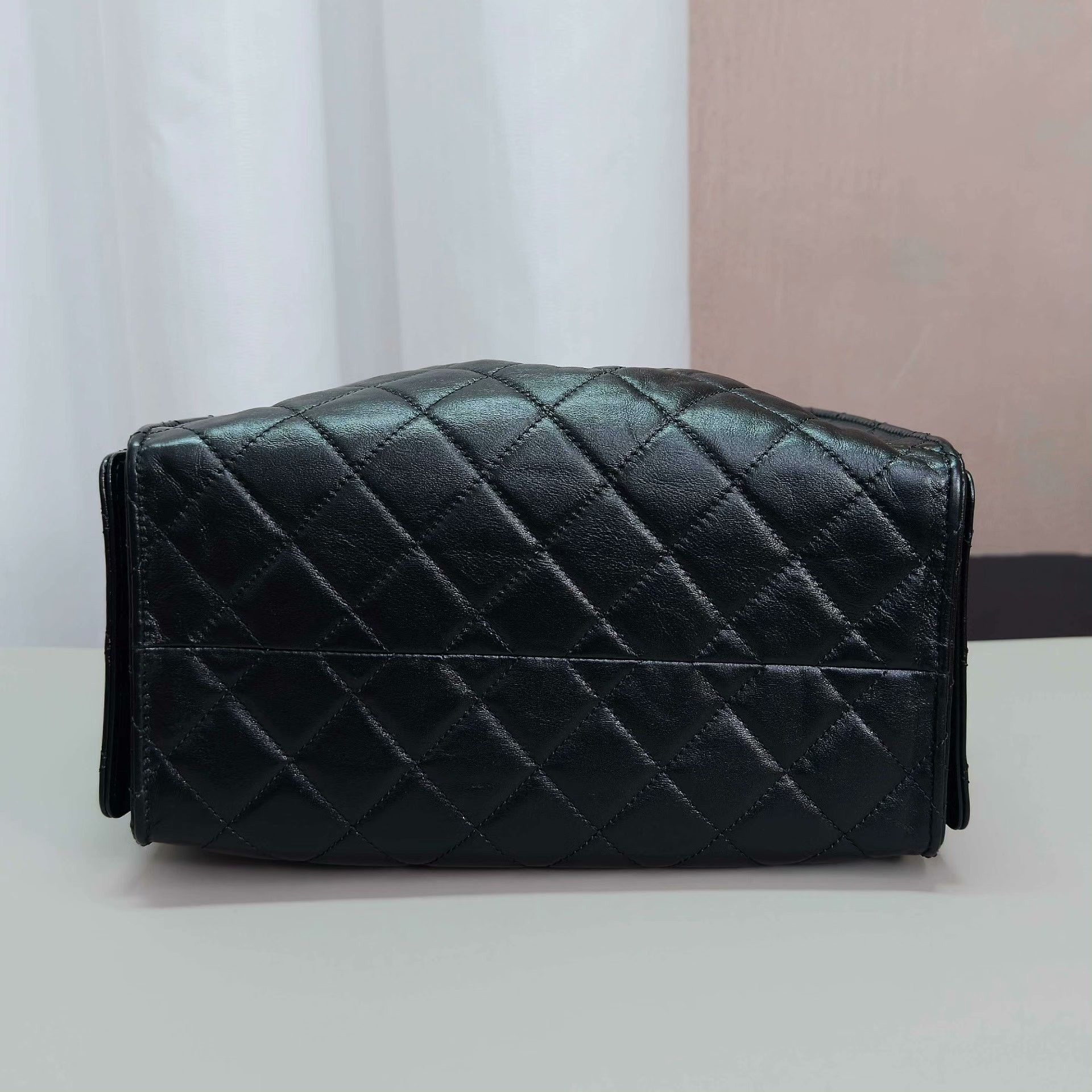 Chanel Pre-loved Bag Very good condition Size ONE SIZE - 5 Thumbnail