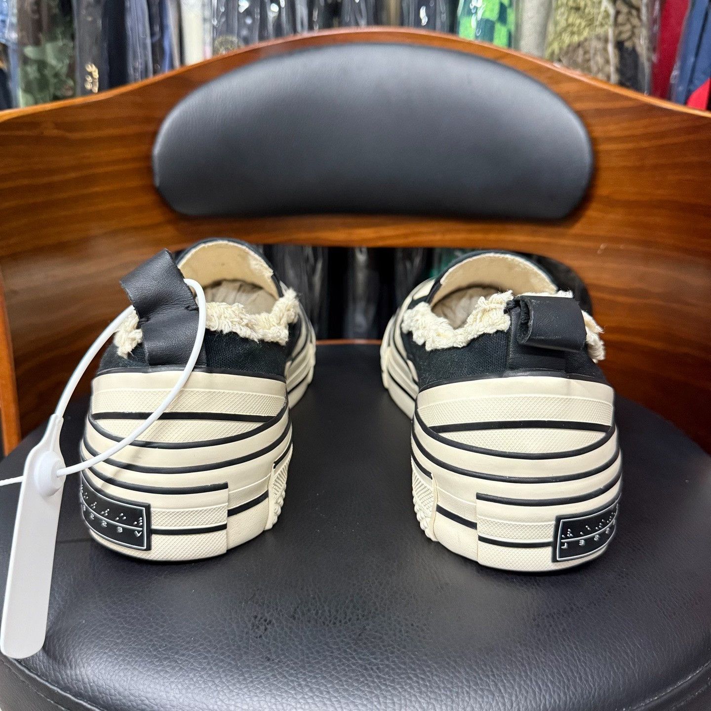 On On Black Lowtop Sneakers 9 Men Size US 9 / EU 42 - 3 Thumbnail