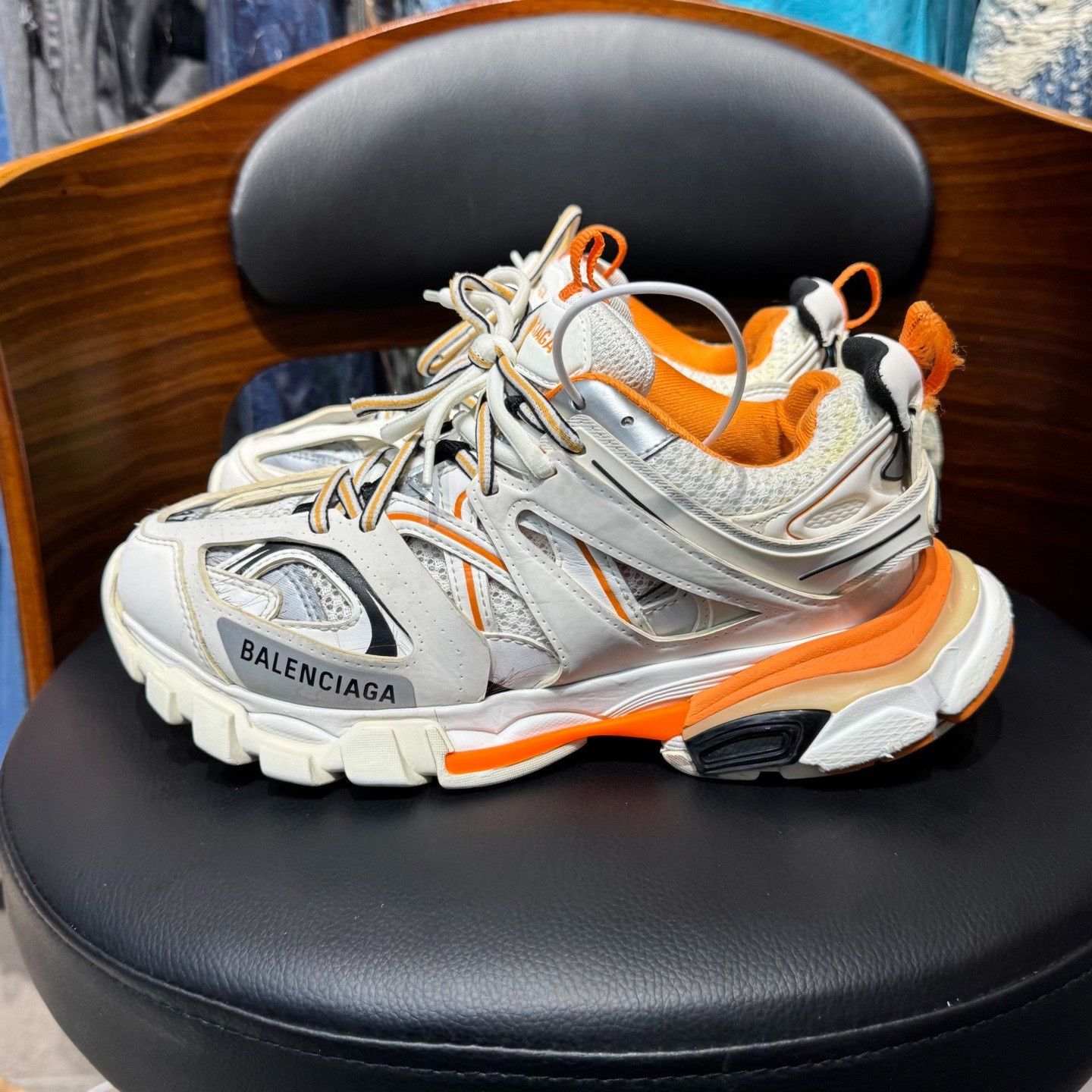 Balenciaga Balenciaga White Lowtop Sneakers us_6-5 Women Size US 6.5 / IT 36.5 - 6 Thumbnail