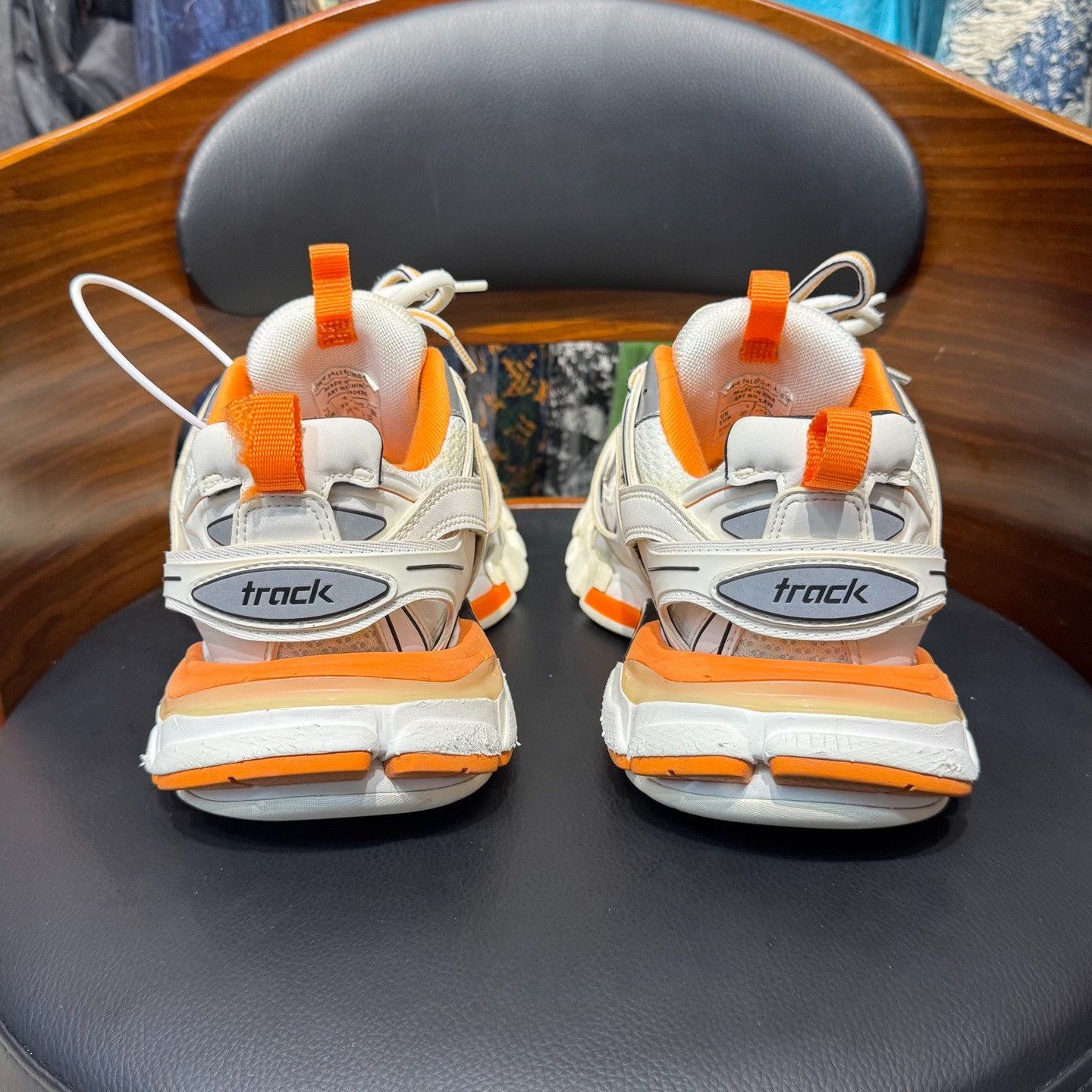 Balenciaga Balenciaga White Lowtop Sneakers us_6-5 Women Size US 6.5 / IT 36.5 - 3 Thumbnail