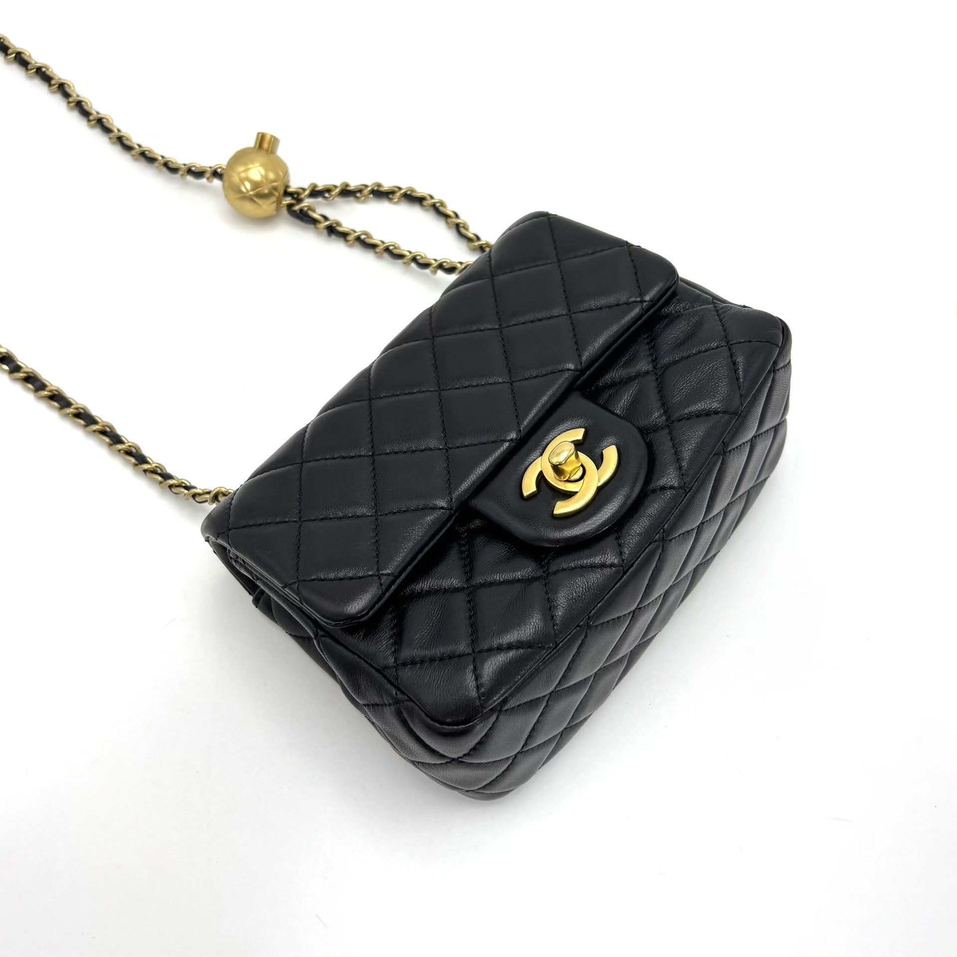 Chanel Pre-loved Bag Very good condition Size ONE SIZE - 3 Thumbnail