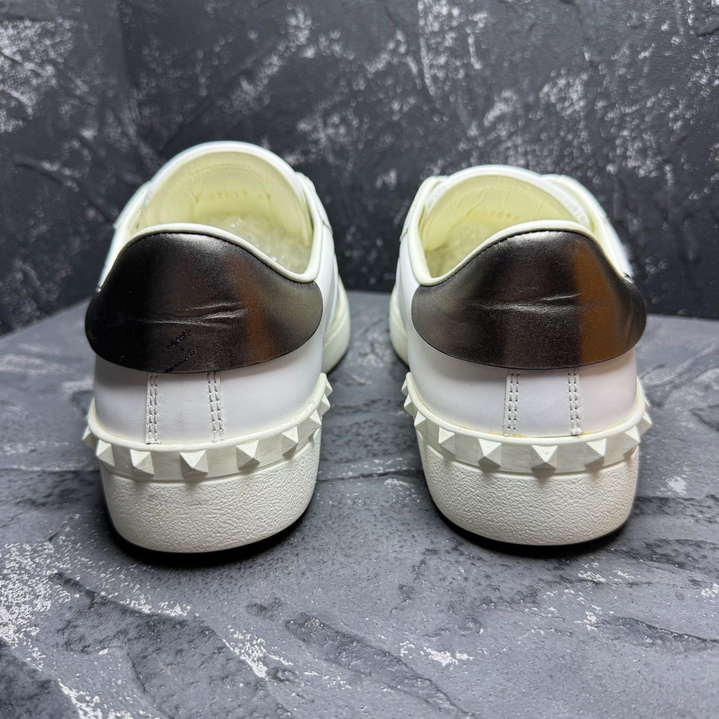 Valentino Valentino White Lowtop Sneakers 8.5 Men Size US 8.5 / EU 41-42 - 3 Thumbnail