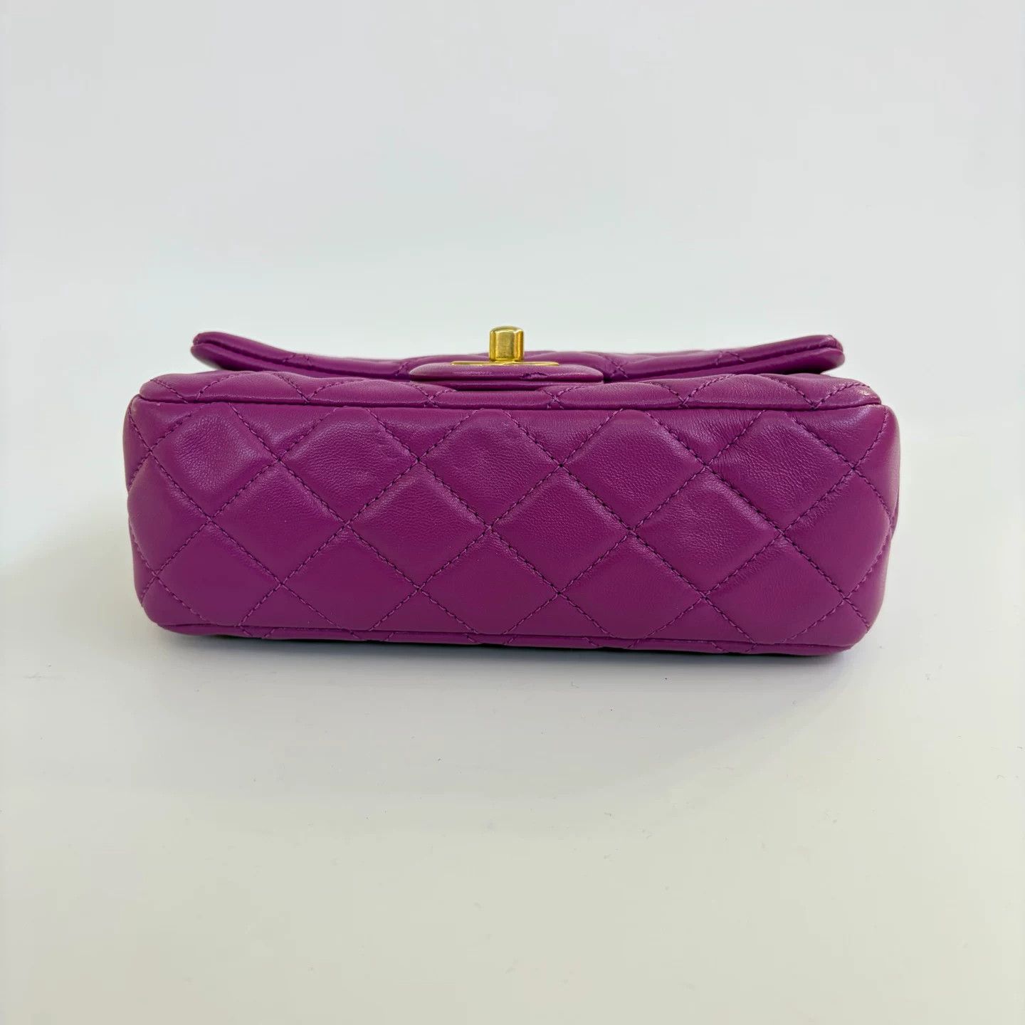 Chanel Pre-loved Bag Very good condition Size ONE SIZE - 7 Thumbnail