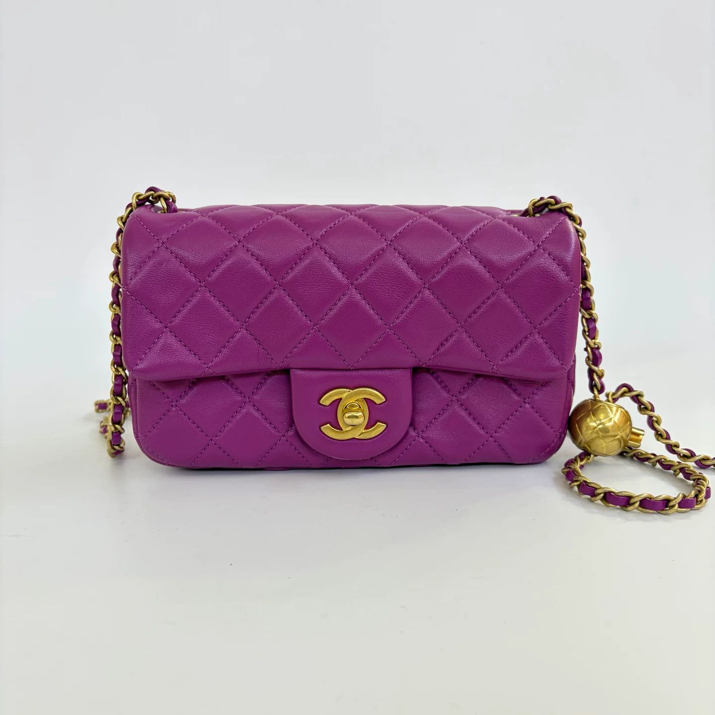 Chanel Pre-loved Bag Very good condition Size ONE SIZE - 2 Thumbnail