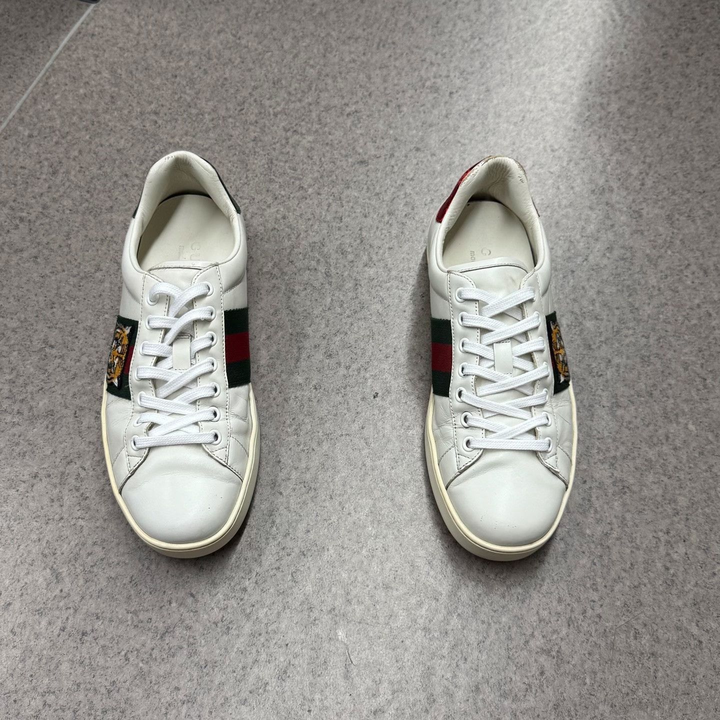 Gucci Gucci Tiger White Lowtop Sneakers 7.5 Men Size US 7.5 / EU 40-41 - 5 Thumbnail
