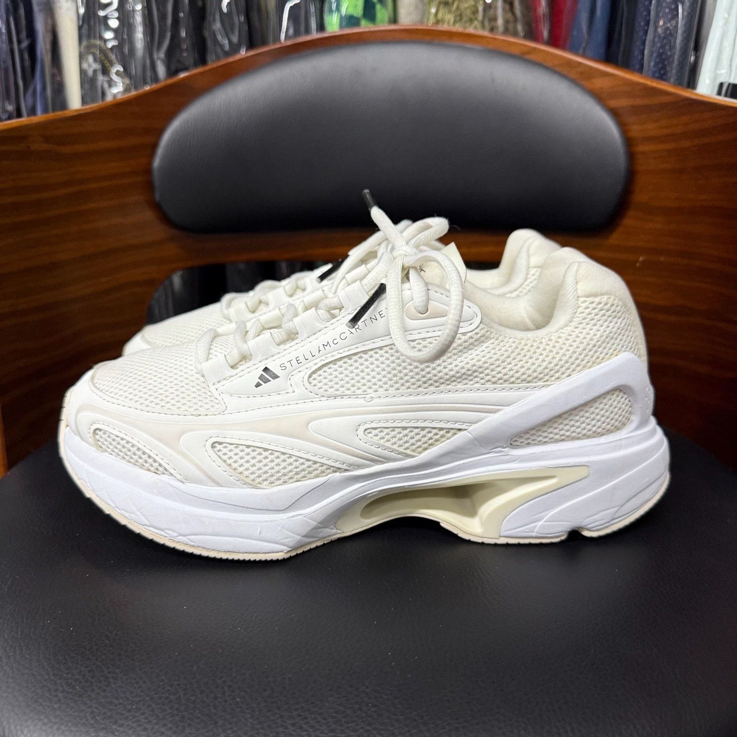 Adidas Adidas White Lowtop Sneakers 38 Women Size US 7.5 / IT 37.5 - 6 Thumbnail
