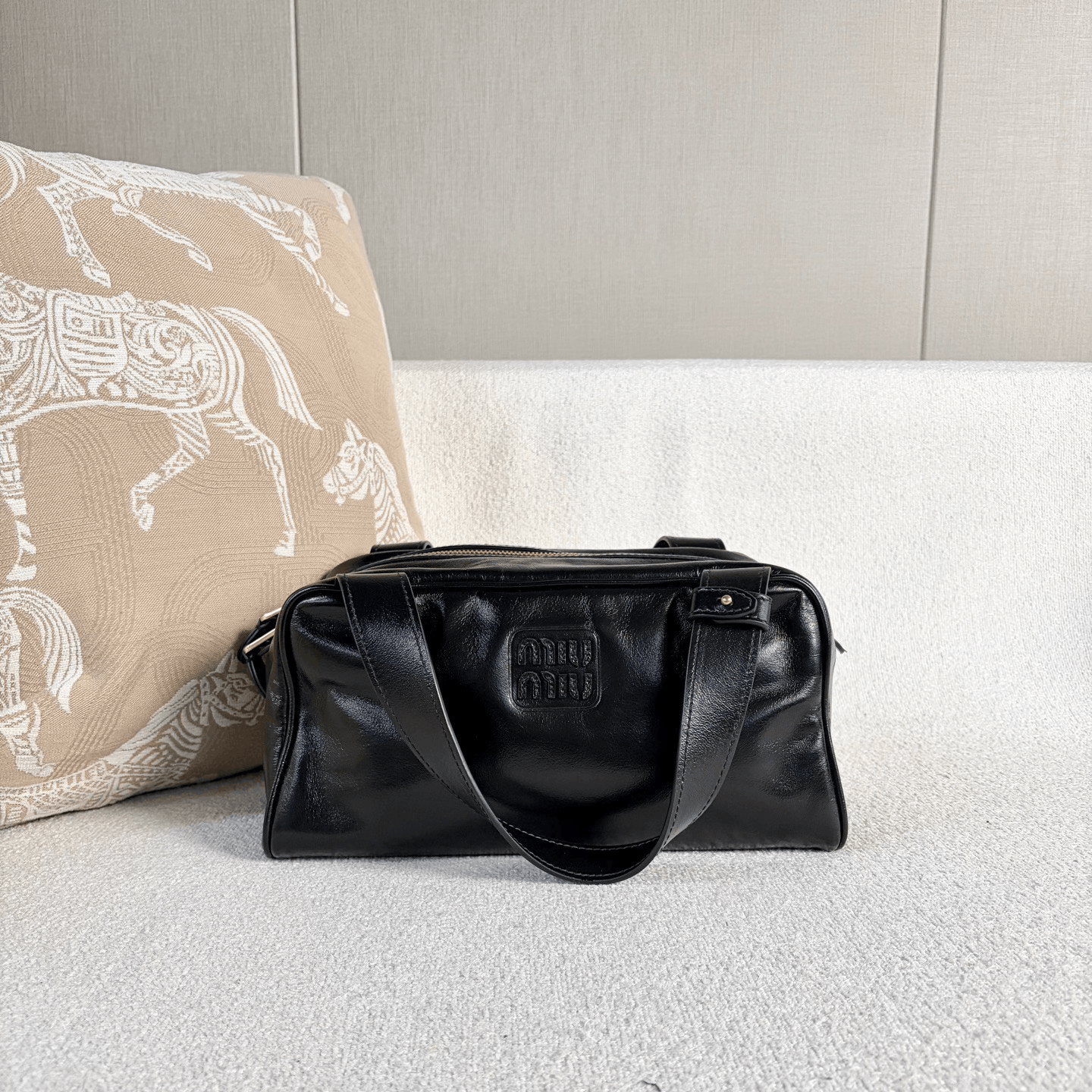 Miu Miu Pre-loved Bag Very good condition Size ONE SIZE - 2 Thumbnail