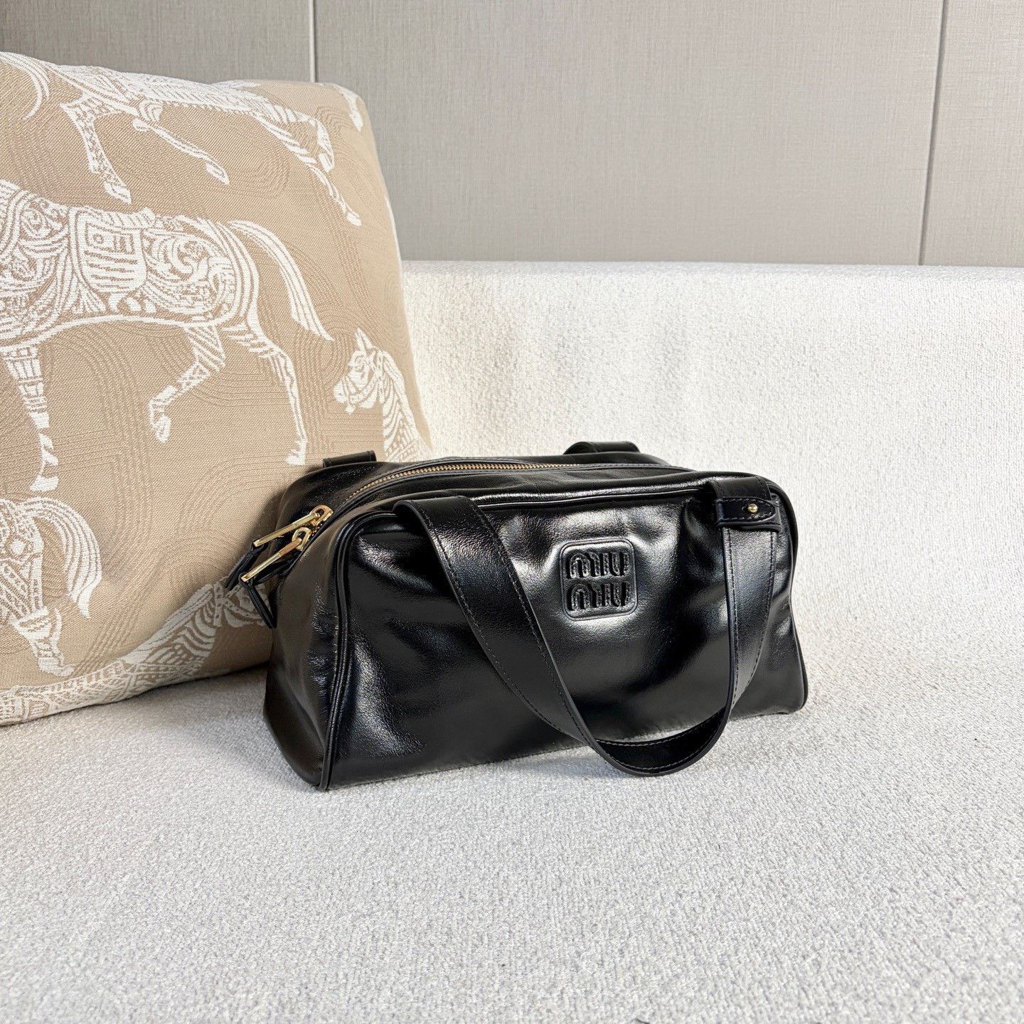 Miu Miu Pre-loved Bag Very good condition Size ONE SIZE - 6 Thumbnail