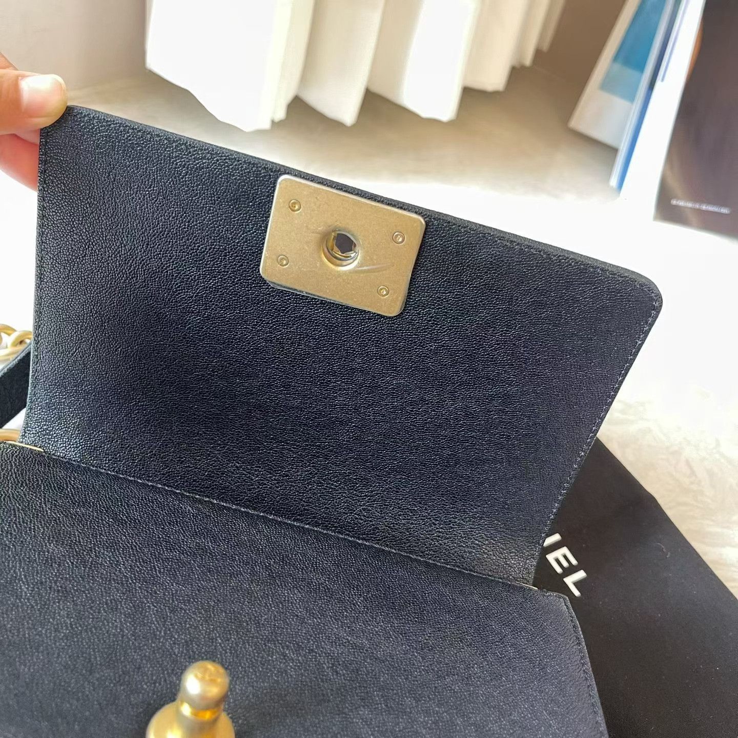 Chanel Pre-loved Bag Very good condition Size ONE SIZE - 7 Thumbnail