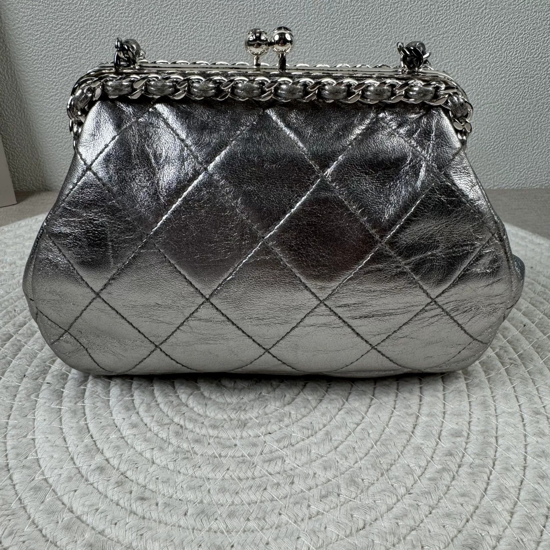 Chanel Pre-loved Bag Very good condition Size ONE SIZE - 9 Thumbnail
