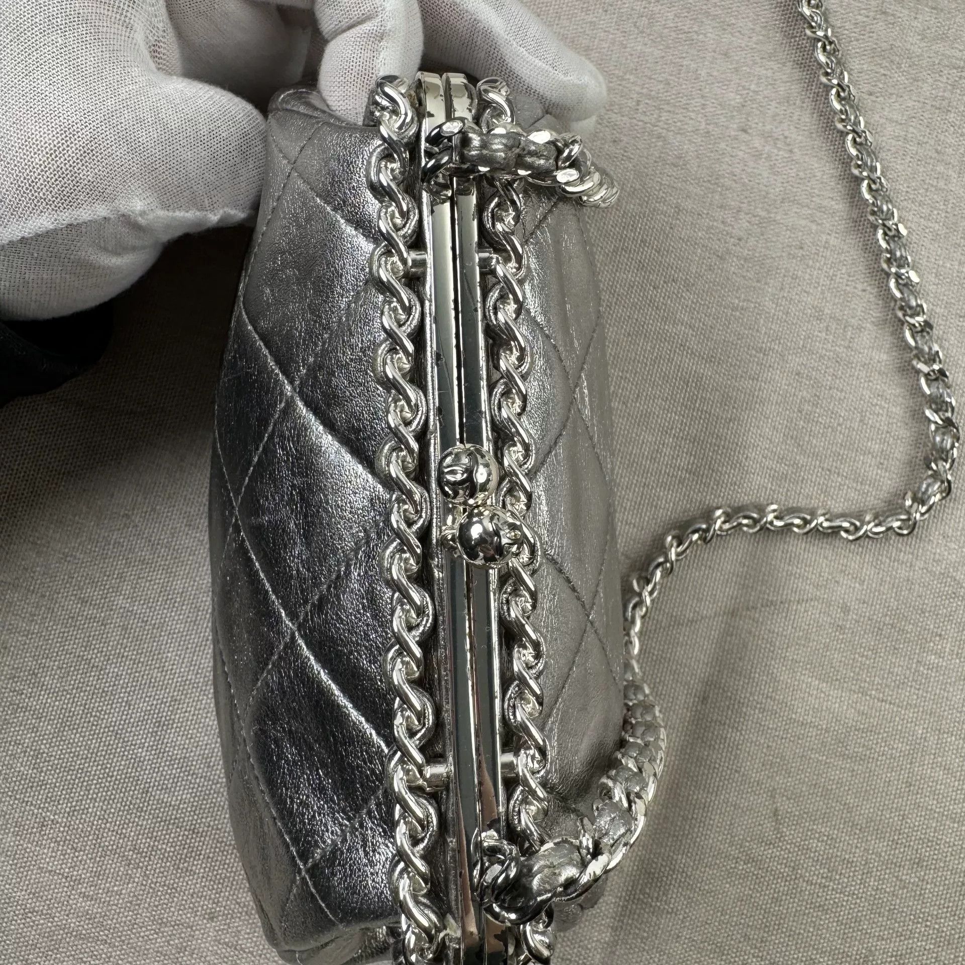 Chanel Pre-loved Bag Very good condition Size ONE SIZE - 5 Thumbnail