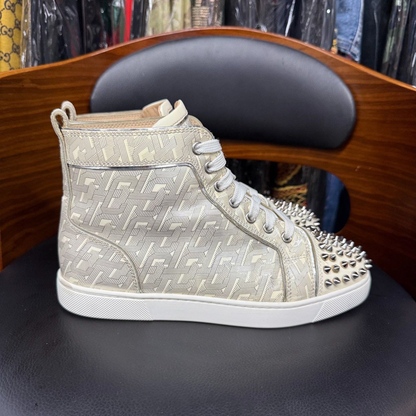 Christian Louboutin Christian Louboutin Gold Hitop Sneakers 6.5 Men Size US 6.5 / EU 39-40 - 4 Thumbnail