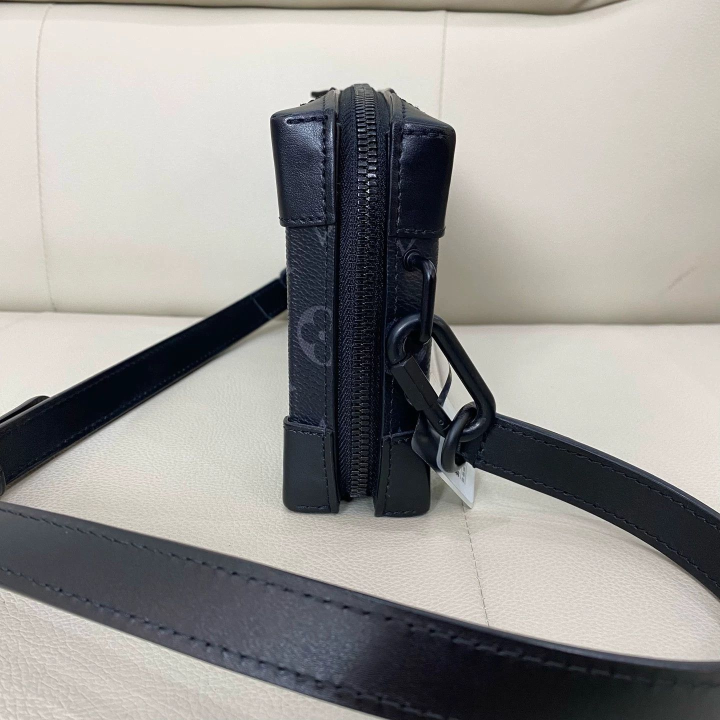 Louis Vuitton Pre-loved Bag Very good condition Size ONE SIZE - 2 Thumbnail