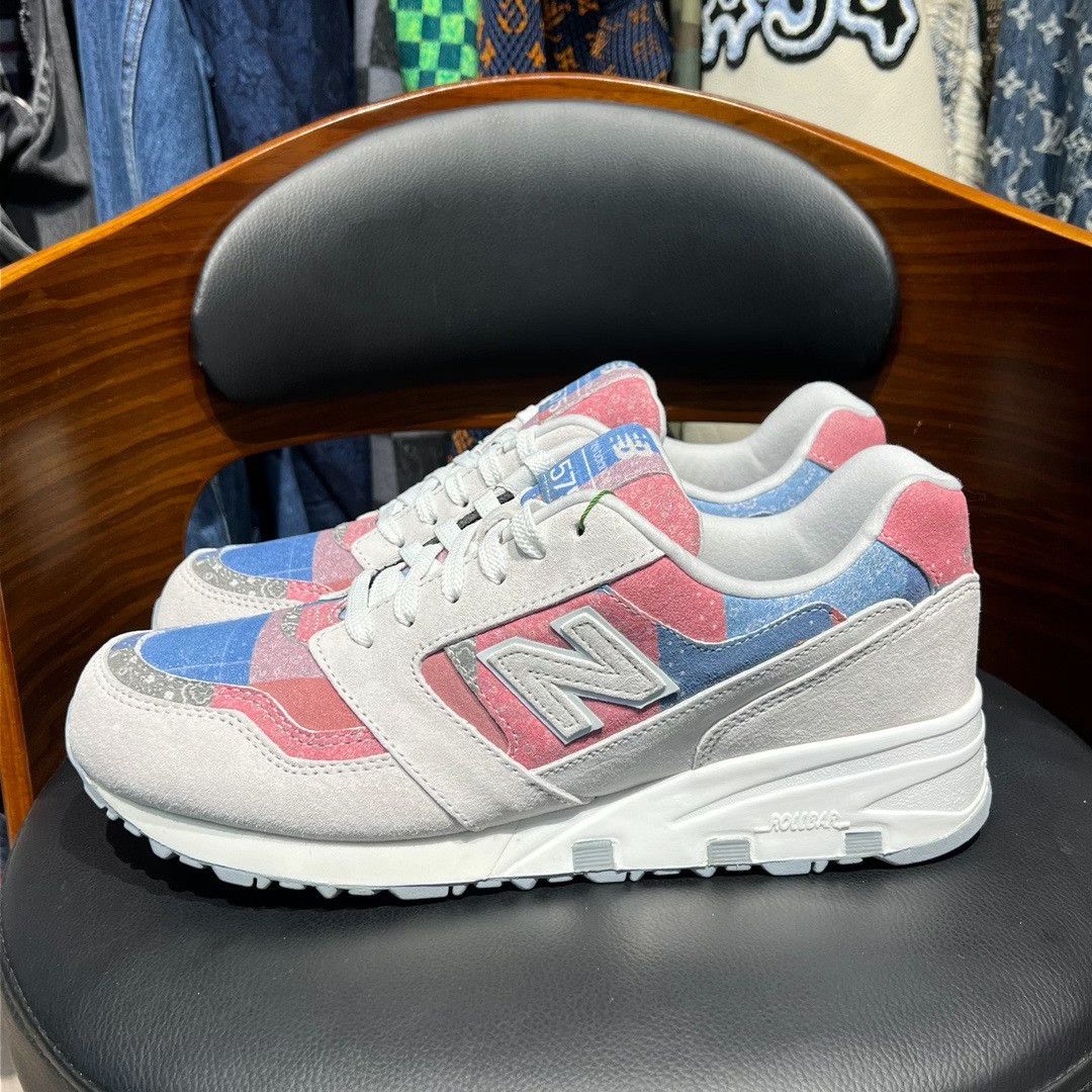 New Balance New Balance Collab Lowtop Sneakers 10.5 Men Size US 10.5 / EU 43-44 - 4 Thumbnail