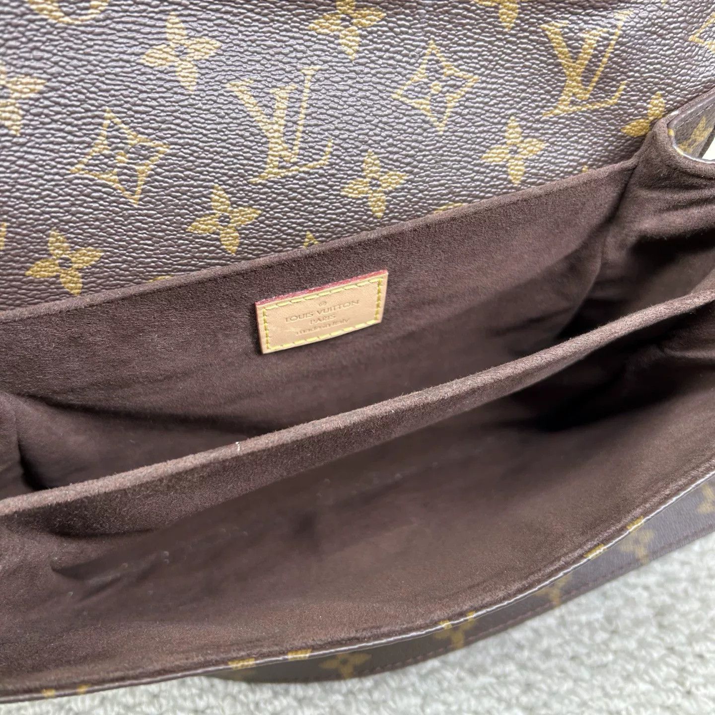 Louis Vuitton Pre-loved Bag Very good condition Size ONE SIZE - 5 Thumbnail