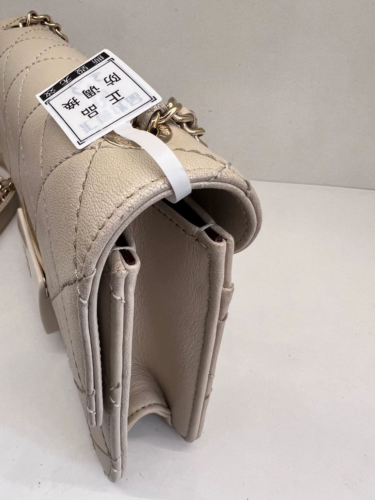 Chanel Pre-loved Bag Very good condition Size ONE SIZE - 6 Thumbnail