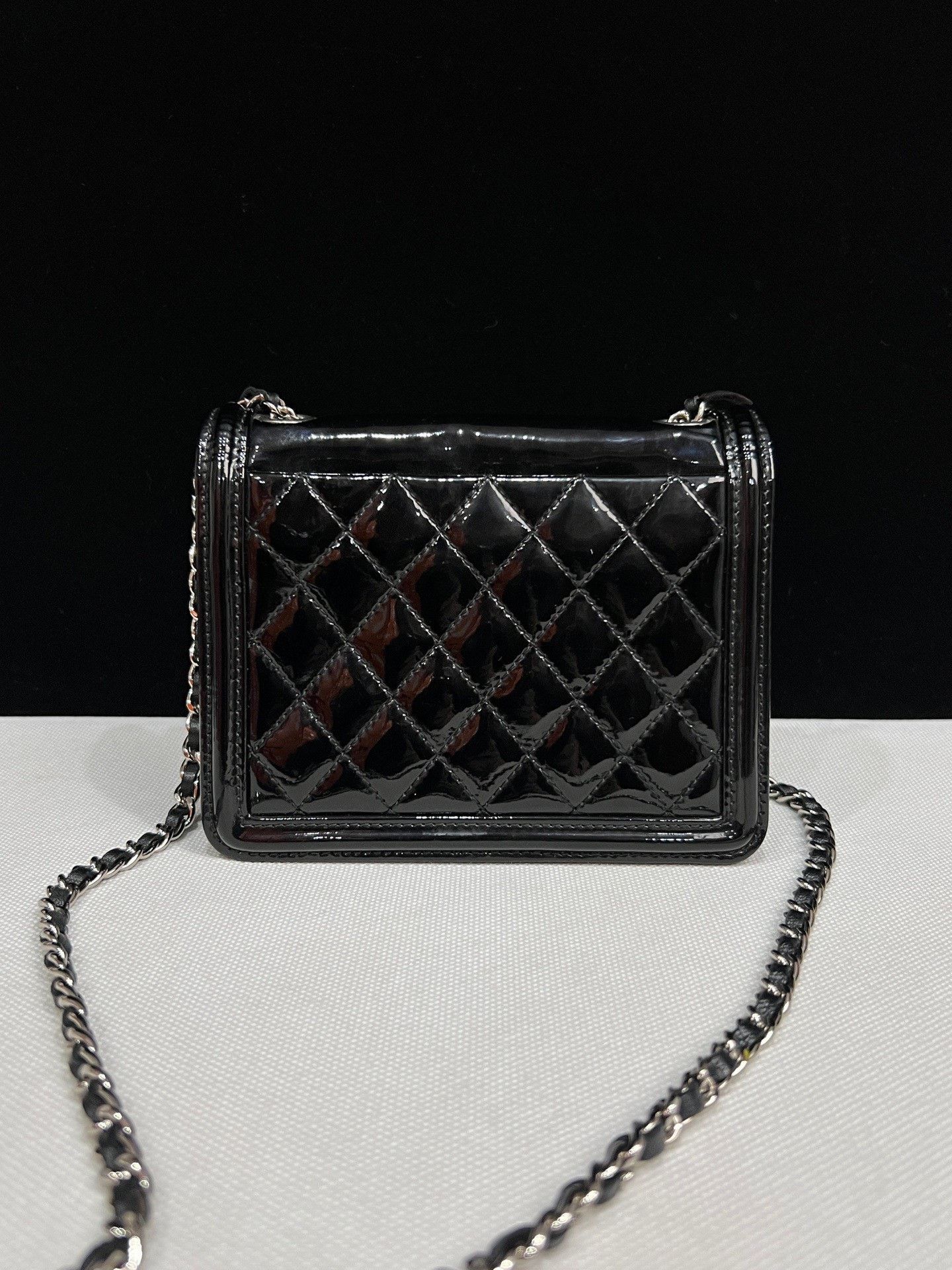 Chanel Pre-loved Bag Very good condition Size ONE SIZE - 3 Thumbnail