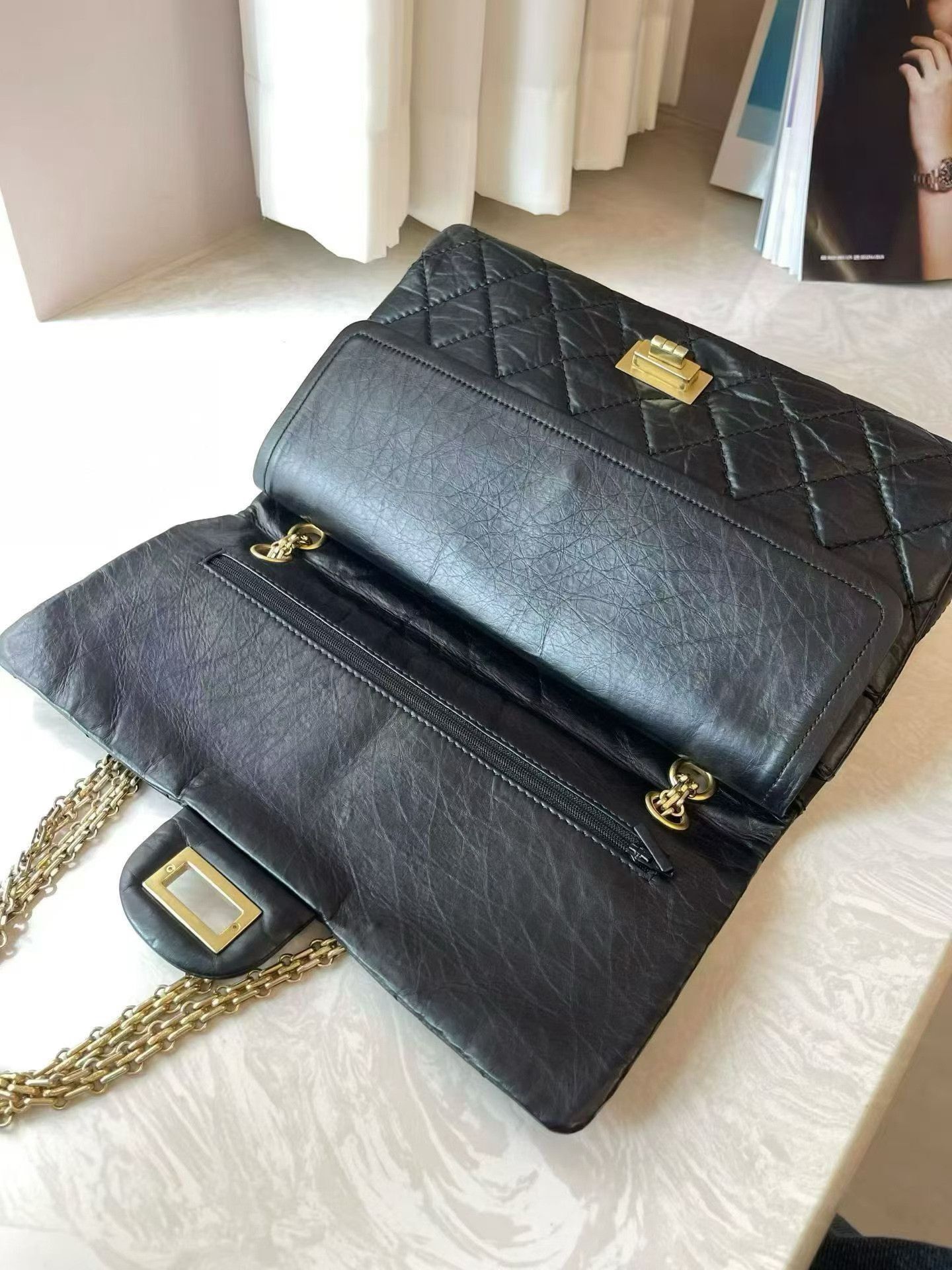Chanel Pre-loved Bag Very good condition Size ONE SIZE - 6 Thumbnail