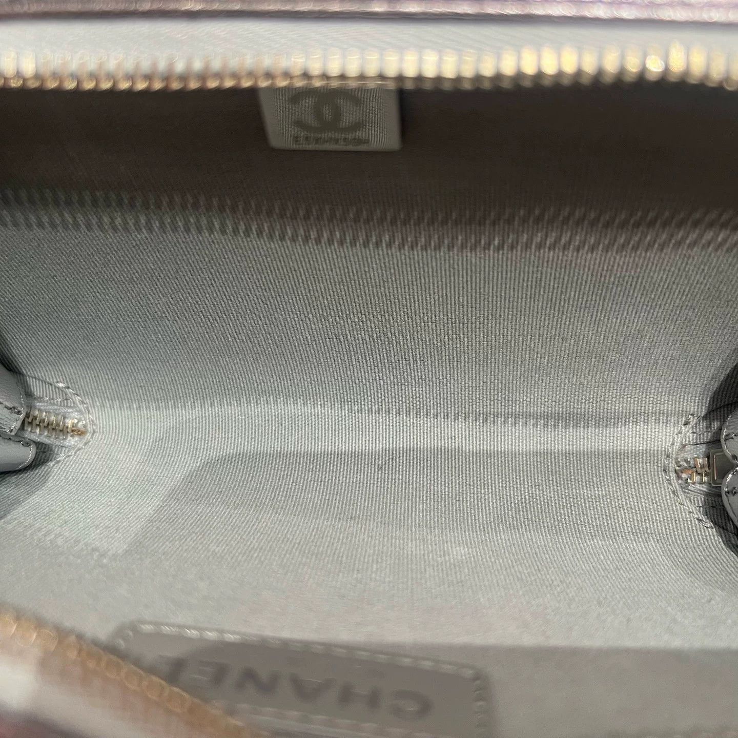 Chanel Pre-loved Bag Very good condition Size ONE SIZE - 3 Thumbnail