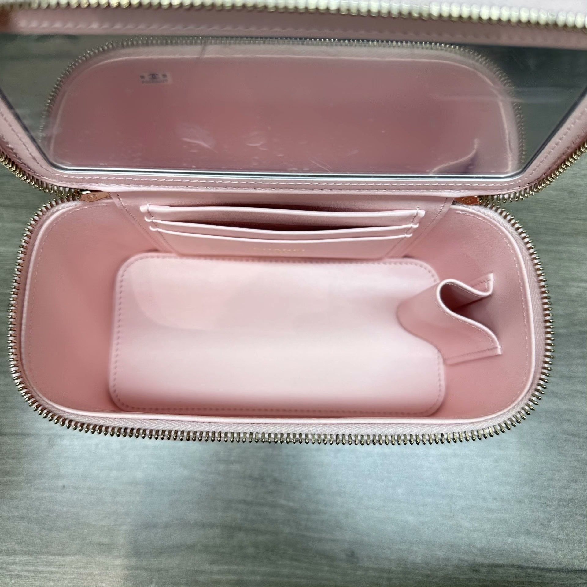 Chanel Pre-loved Bag Very good condition Size ONE SIZE - 6 Thumbnail