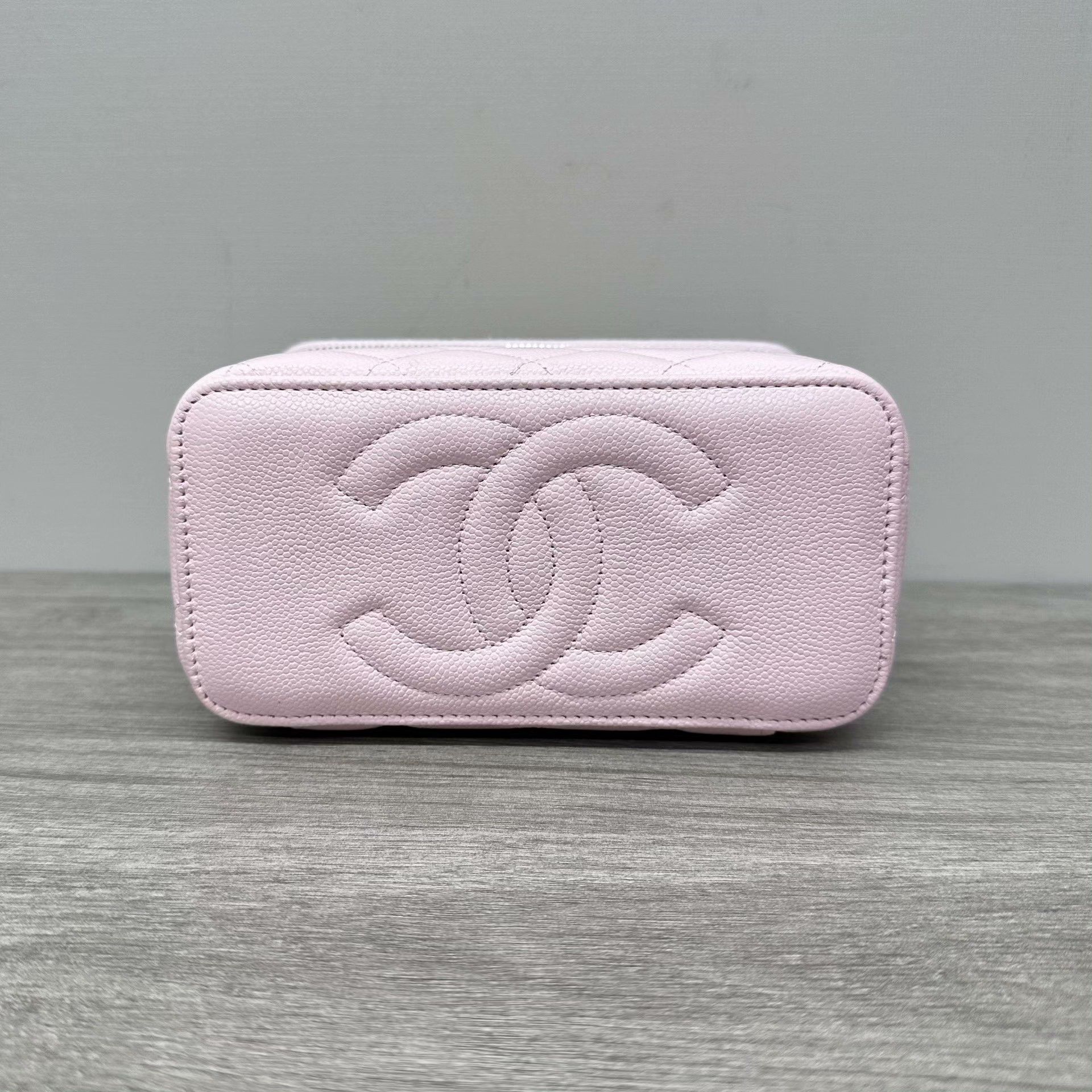 Chanel Pre-loved Bag Very good condition Size ONE SIZE - 5 Thumbnail
