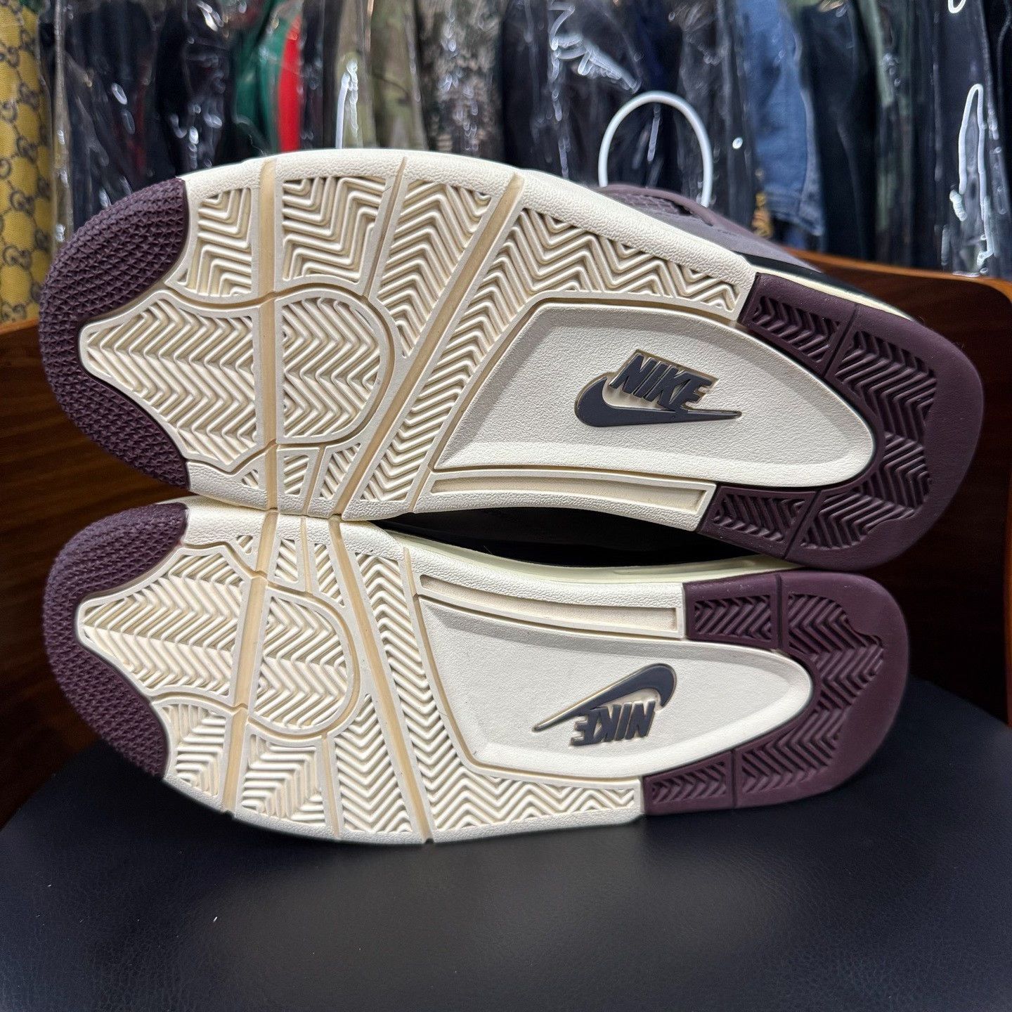 Nike Nike AJ4 Collab Red Lowtop Sneakers 8.5 Men Size US 8.5 / EU 41-42 - 9 Thumbnail