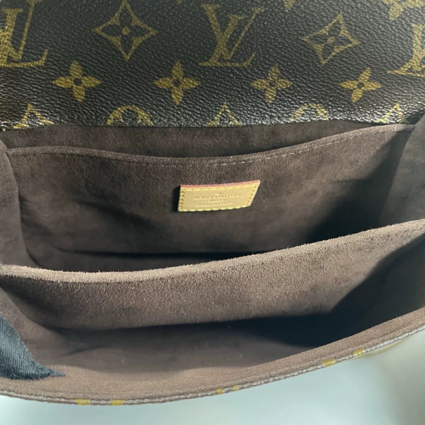 Louis Vuitton Pre-loved Bag Very good condition Size ONE SIZE - 3 Thumbnail