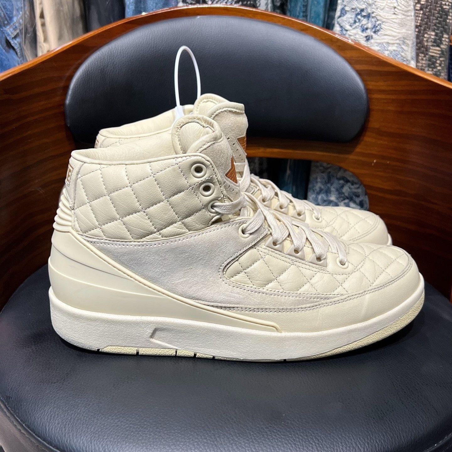 Nike Nike AJ2 Beige Lowtop Sneakers 9.5 Men Size US 9.5 / EU 42-43 - 6 Thumbnail