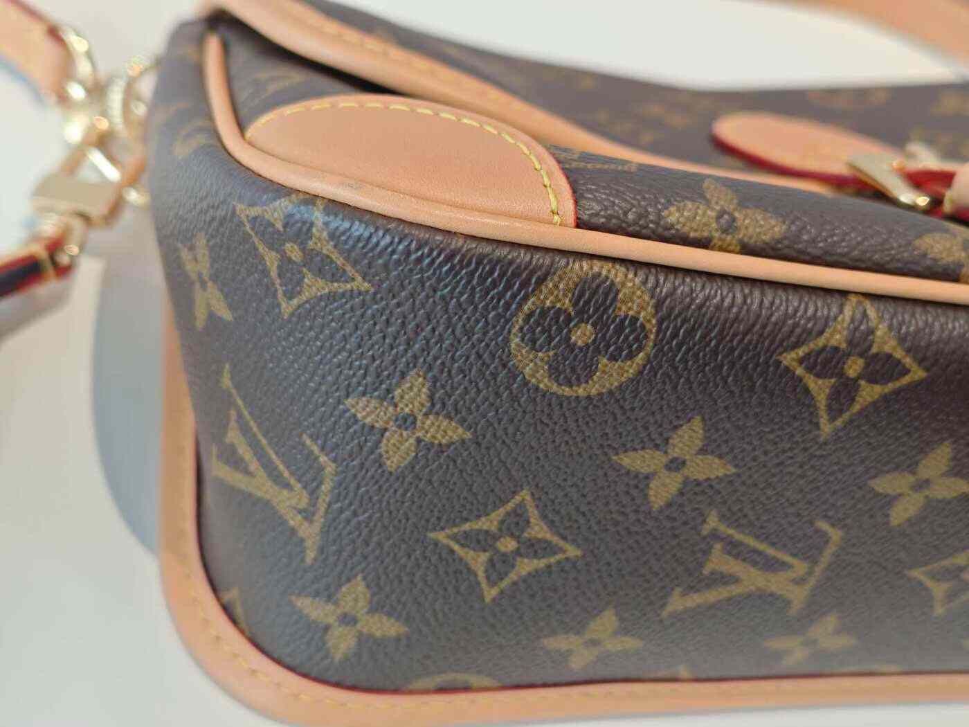 Louis Vuitton Pre-loved Bag Very good condition Size ONE SIZE - 6 Thumbnail