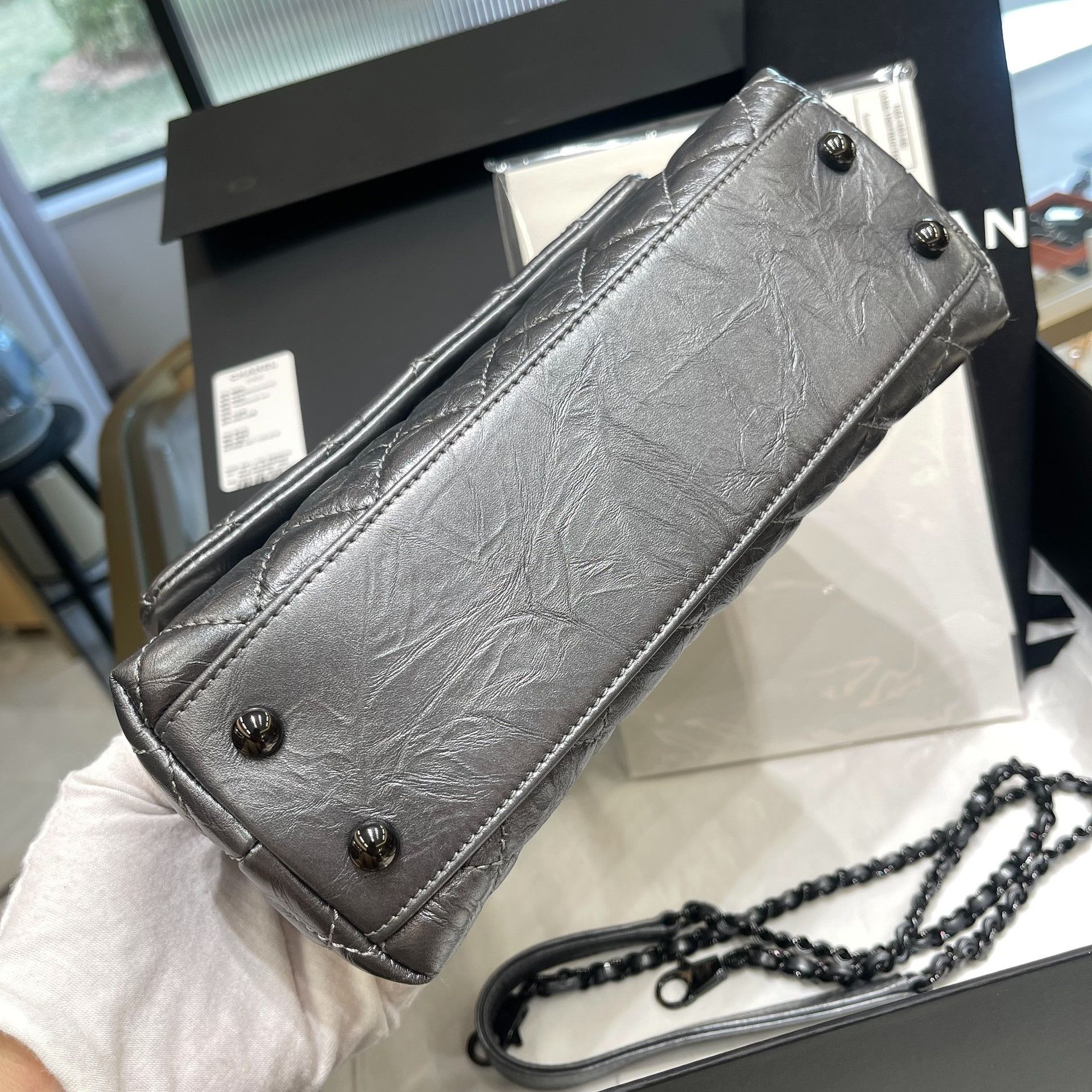 Chanel Pre-loved Bag Very good condition Size ONE SIZE - 6 Thumbnail
