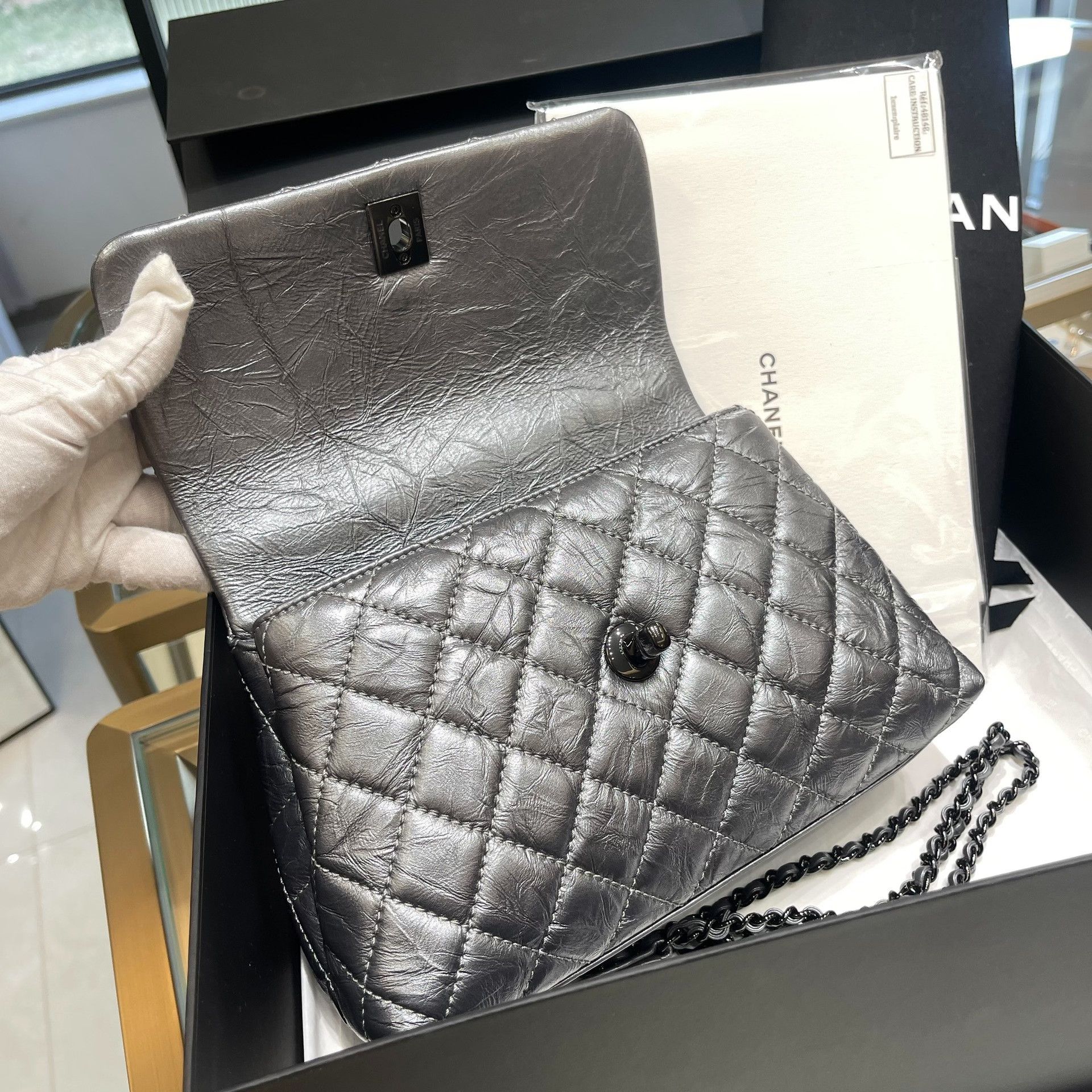 Chanel Pre-loved Bag Very good condition Size ONE SIZE - 8 Thumbnail