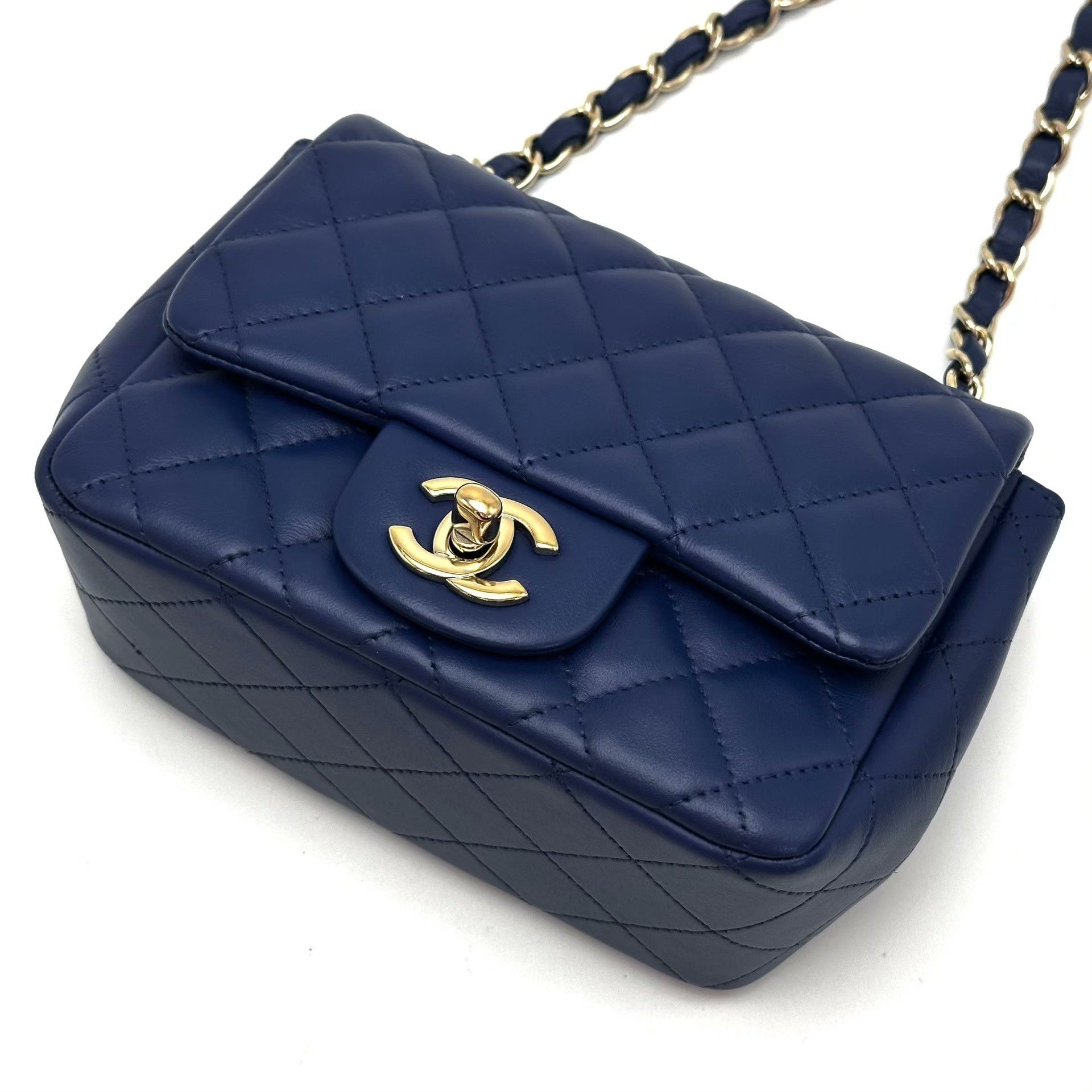Chanel Pre-loved Bag Very good condition Size ONE SIZE - 6 Thumbnail