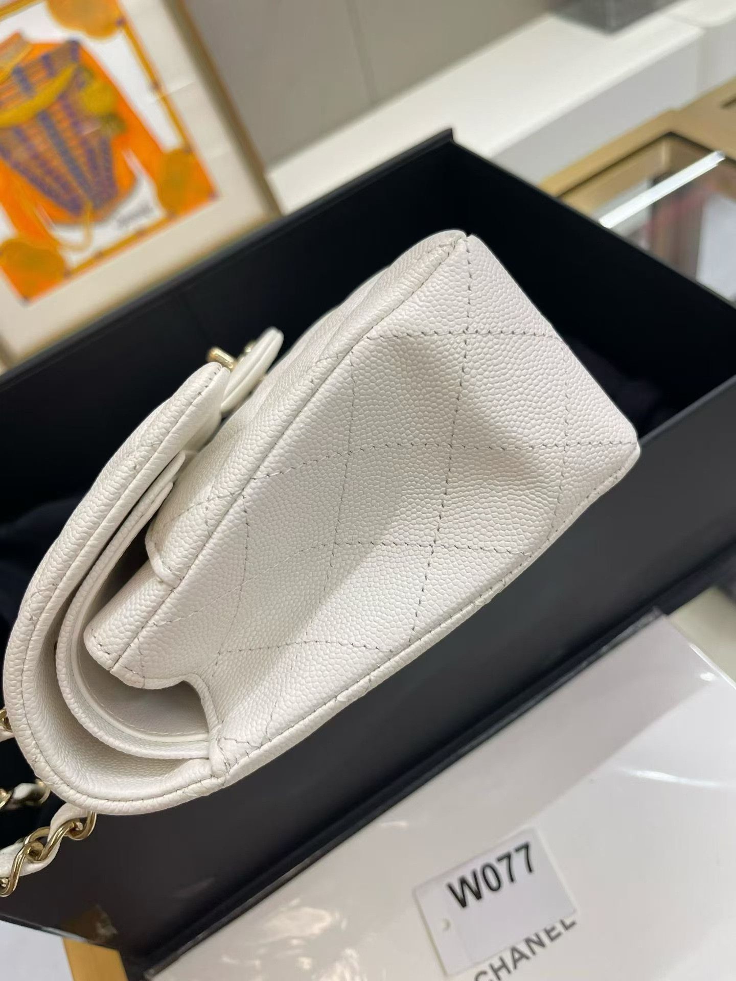 Chanel Pre-loved Bag Very good condition Size ONE SIZE - 4 Thumbnail