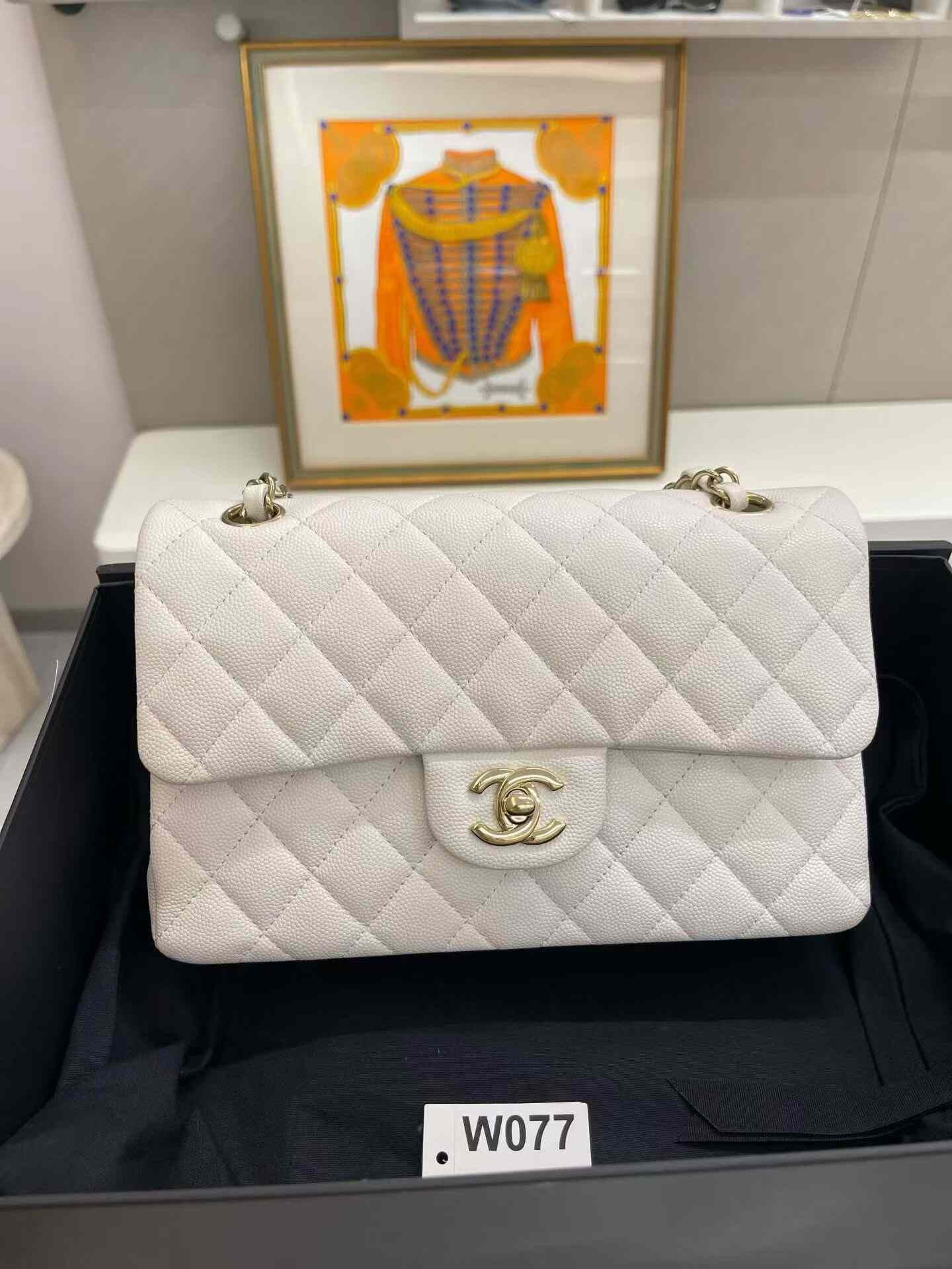 Chanel Pre-loved Bag Very good condition Size ONE SIZE - 2 Thumbnail