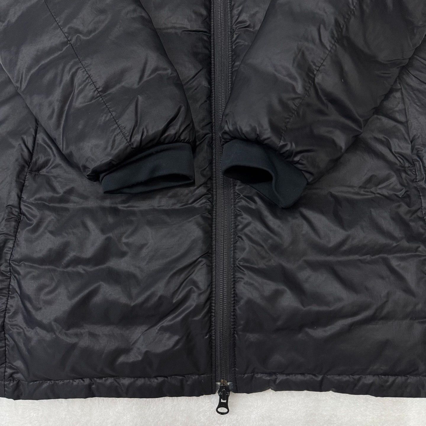 Canada Goose Canada Goose Down Black Heavy Coat s Men Size US S / EU 44-46 / 1 - 2 Thumbnail