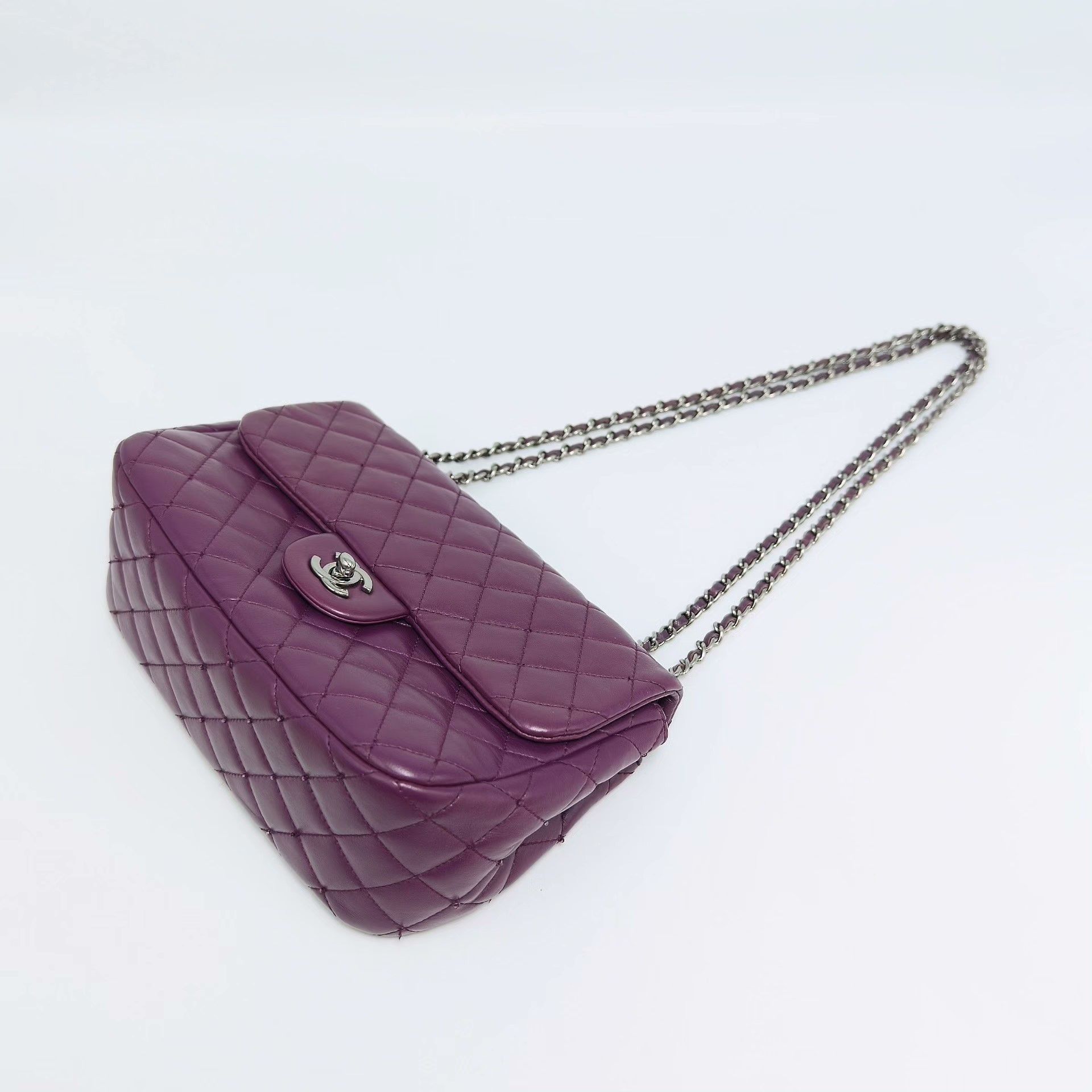Chanel Pre-loved Bag Very good condition Size ONE SIZE - 3 Thumbnail