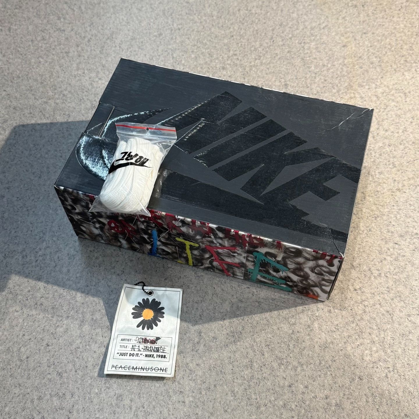 Nike Nike AF1 White Lowtop Sneakers 8.5 Men Size US 8.5 / EU 41-42 - 9 Thumbnail