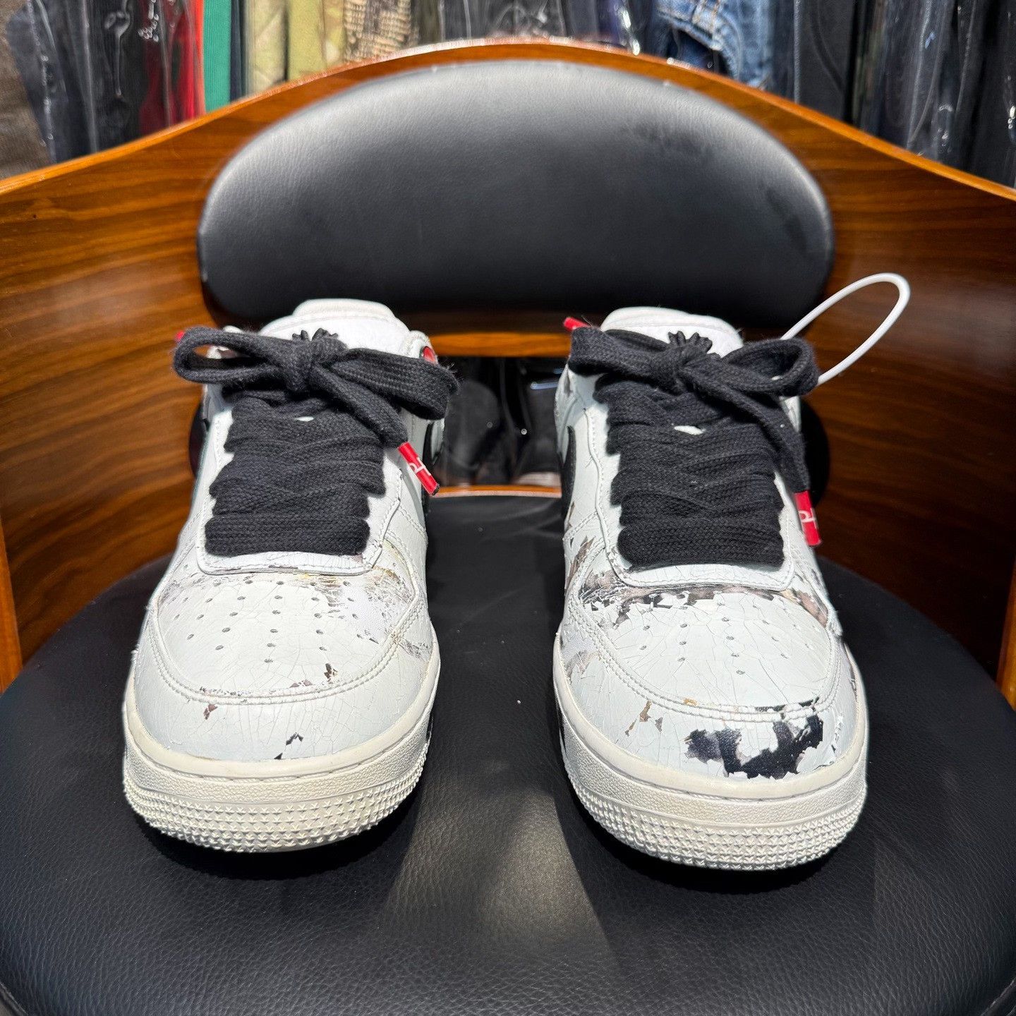 Nike Nike AF1 White Lowtop Sneakers 8.5 Men Size US 8.5 / EU 41-42 - 2 Thumbnail