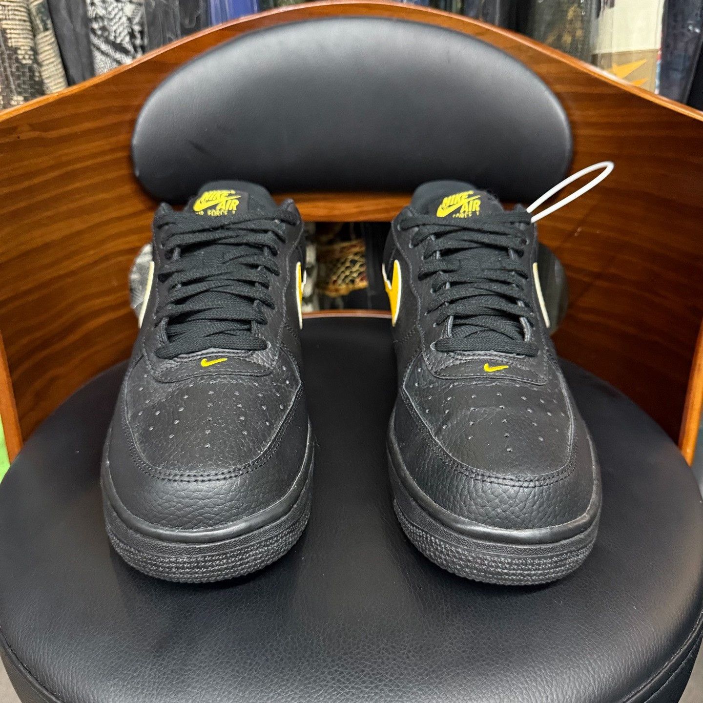 Nike Nike AF1 Limited Yellow Lowtop Sneakers 10.5 Men Size US 10.5 / EU 43-44 - 2 Thumbnail